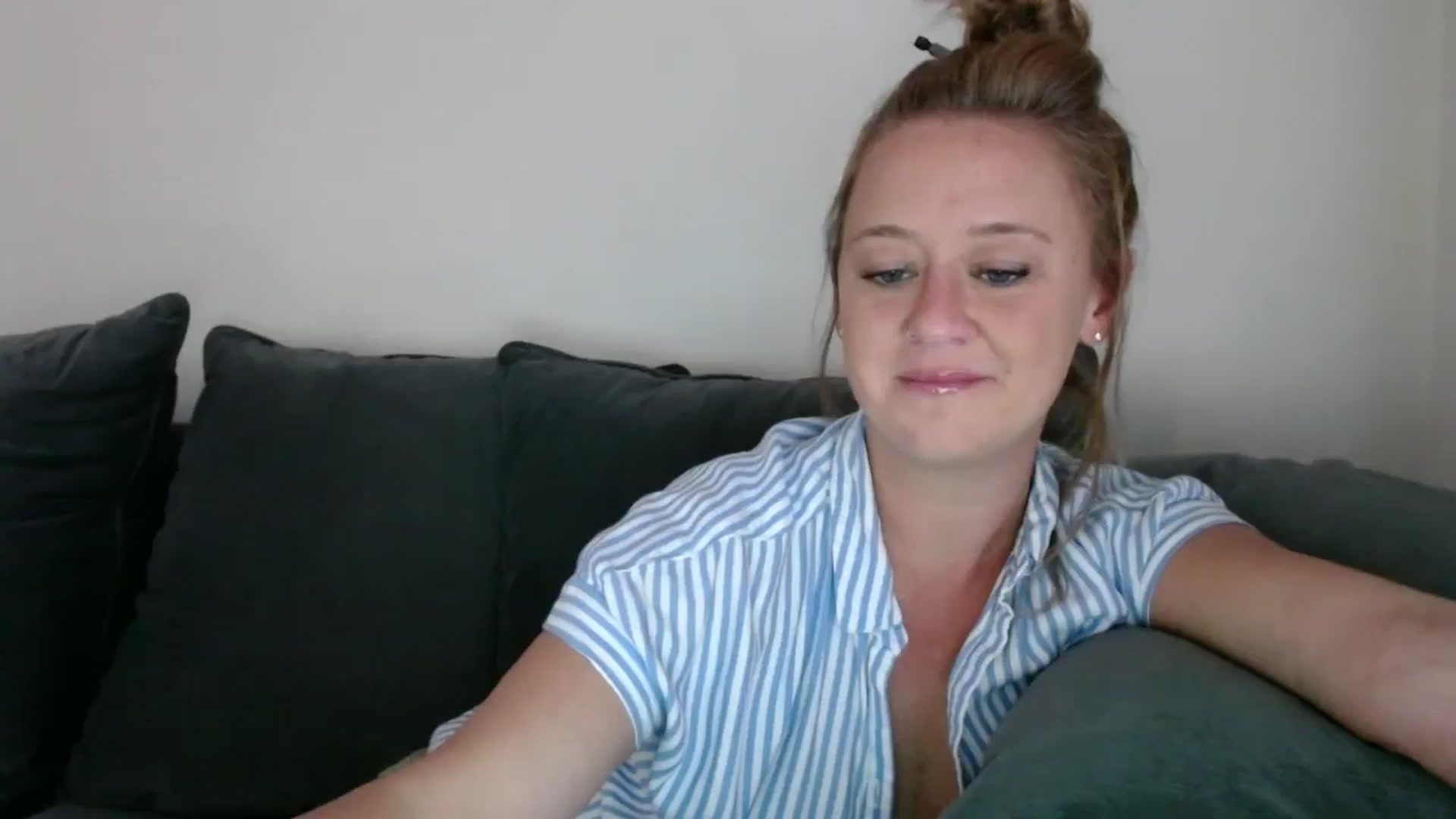 Gallery image thumbnail from SadieHawkins1's myfreecams stream on, 10/18/2024, 22:19 image 17 of 20