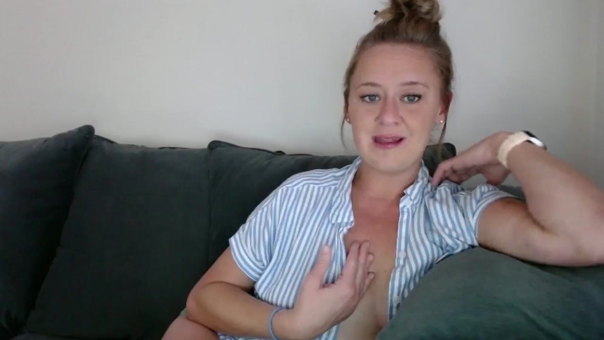 Gallery image thumbnail from SadieHawkins1's myfreecams stream on, 10/18/2024, 22:19 image 3 of 20