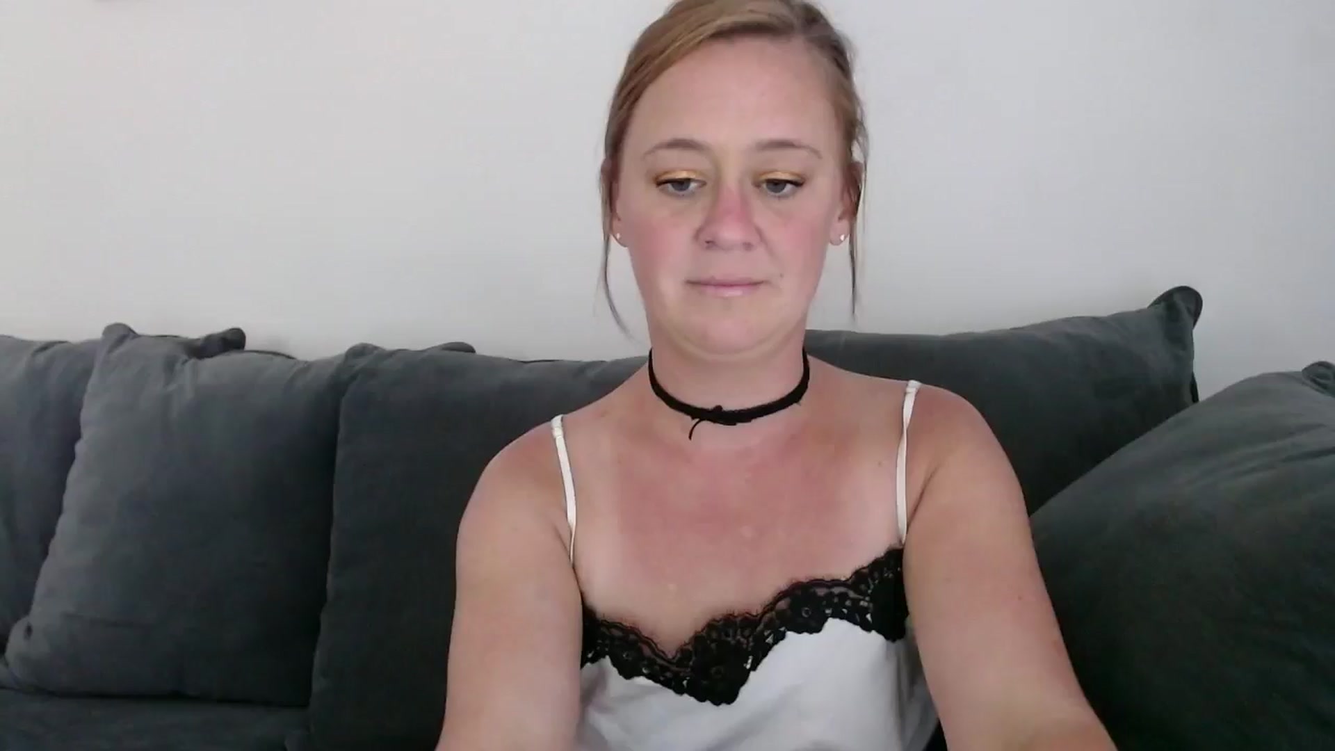 Gallery image thumbnail from SadieHawkins1's myfreecams stream on, 10/25/2024, 20:35 image 15 of 20