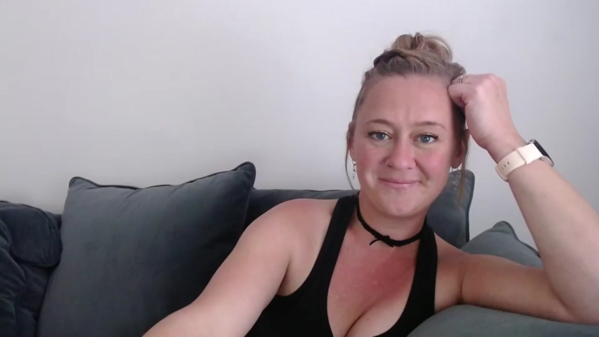 Gallery image thumbnail from SadieHawkins1's myfreecams stream on, 10/30/2024, 17:31 image 12 of 20