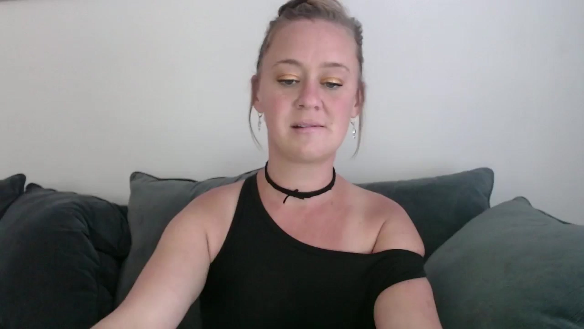 Gallery image thumbnail from SadieHawkins1's myfreecams stream on, 10/30/2024, 18:44 image 1 of 20