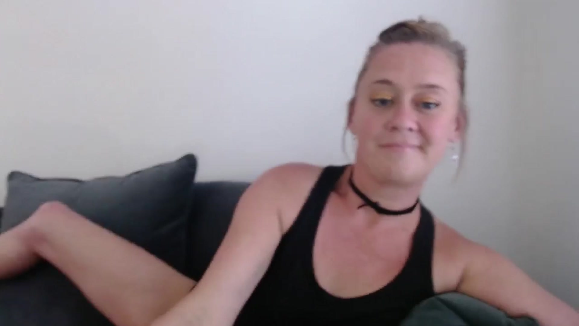 Gallery image thumbnail from SadieHawkins1's myfreecams stream on, 10/30/2024, 18:44 image 12 of 20