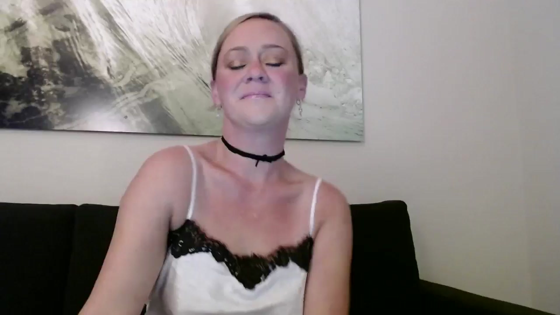 Gallery image thumbnail from SadieHawkins1's myfreecams stream on, 12/02/2024, 01:48 image 5 of 20