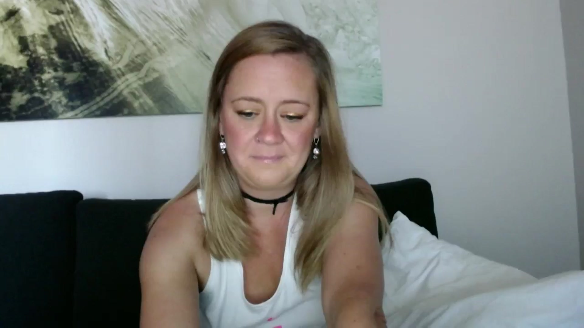 Gallery image thumbnail from SadieHawkins1's myfreecams stream on, 12/03/2024, 15:52 image 13 of 20
