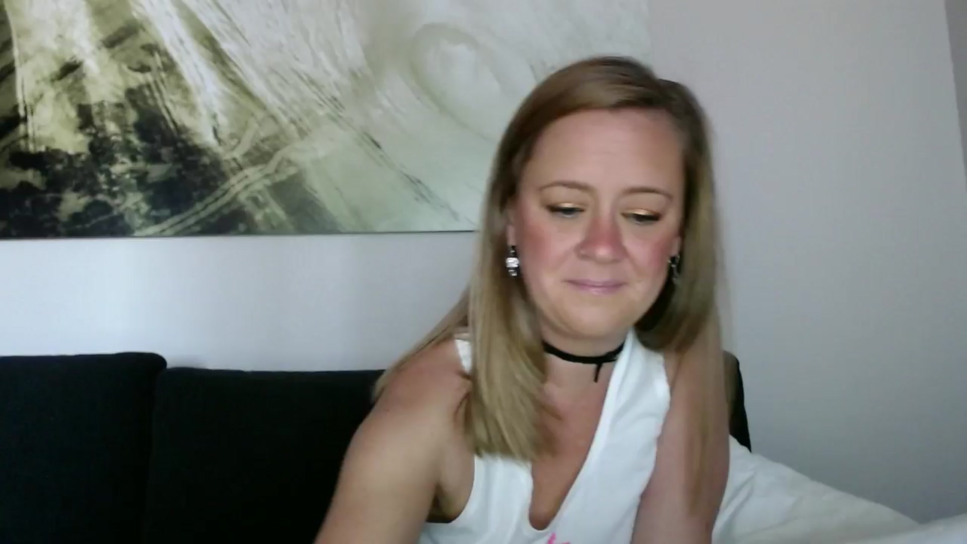Gallery image thumbnail from SadieHawkins1's myfreecams stream on, 12/03/2024, 15:52 image 10 of 20