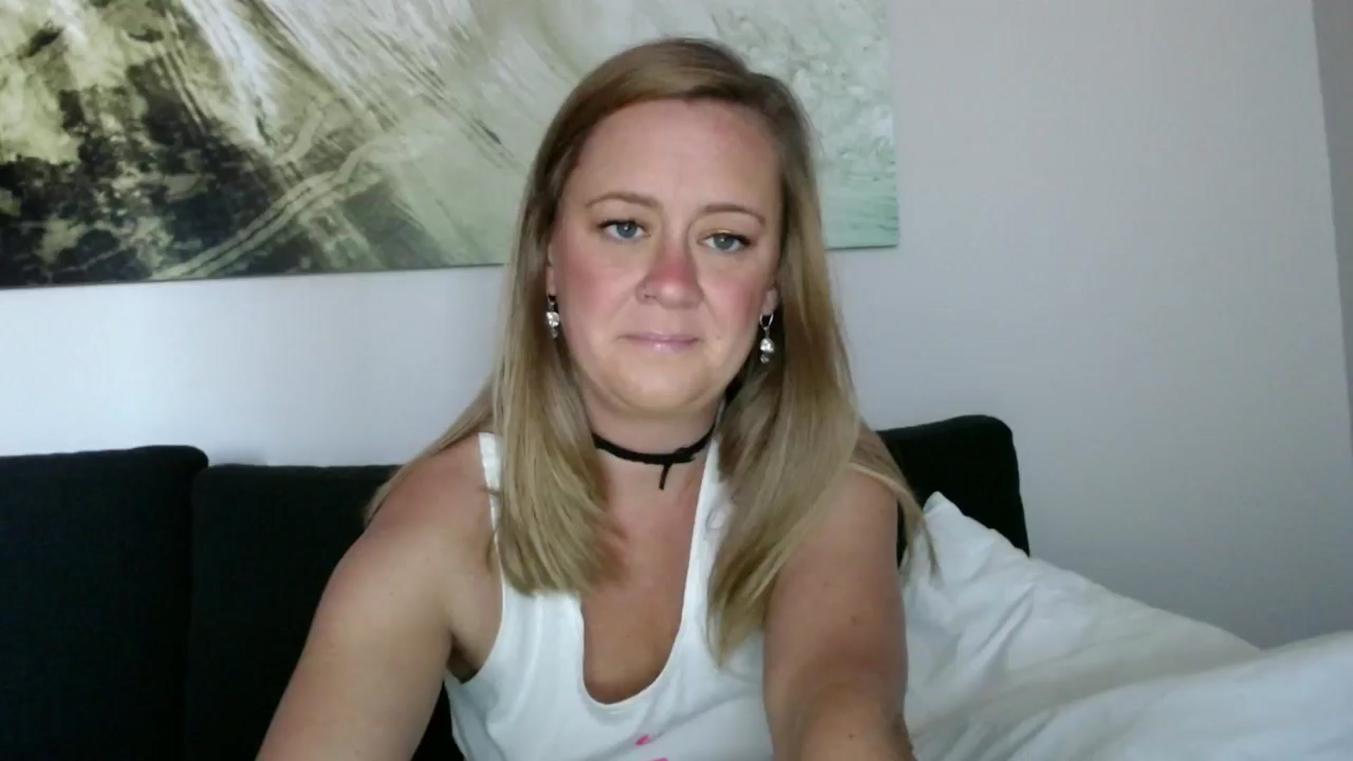 Gallery image thumbnail from SadieHawkins1's myfreecams stream on, 12/03/2024, 15:52 image 12 of 20