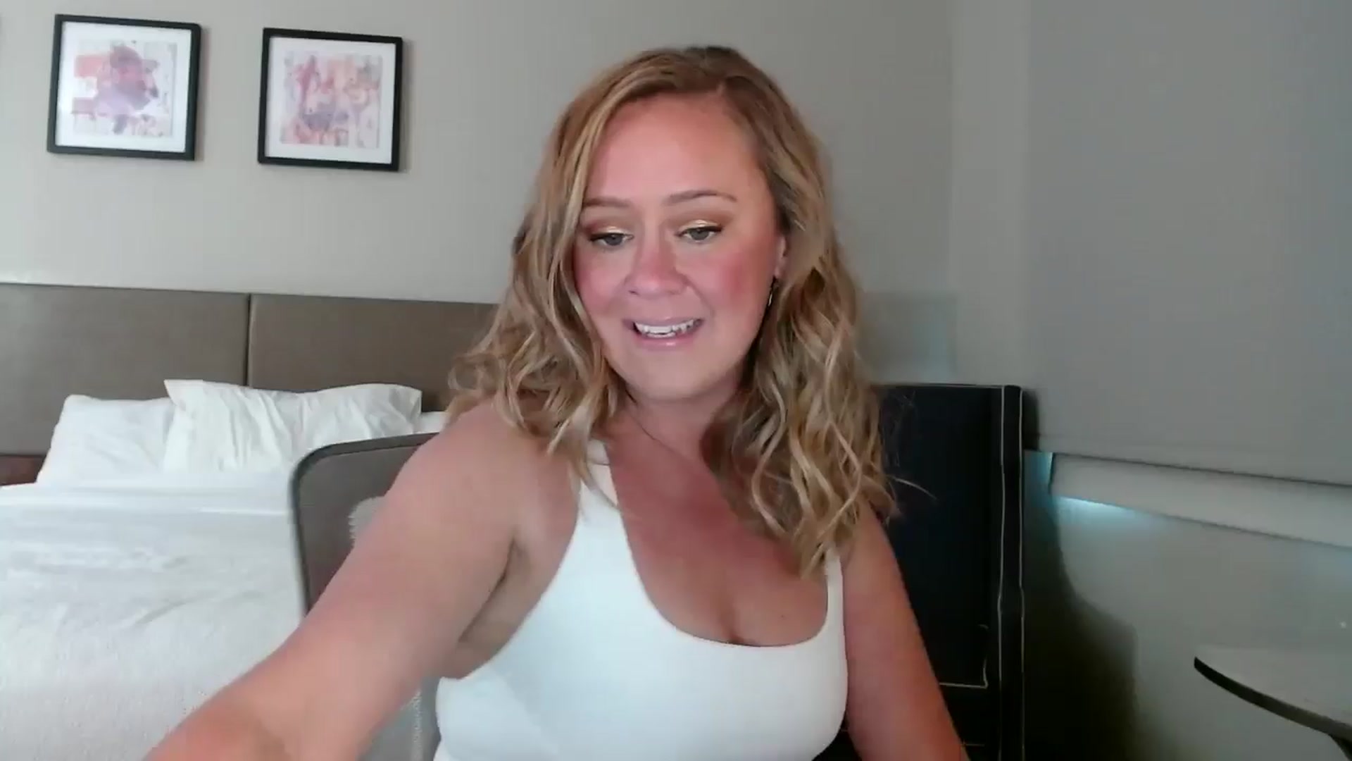 Gallery image thumbnail from SadieHawkins1's myfreecams stream on, 12/17/2024, 22:28 image 7 of 20