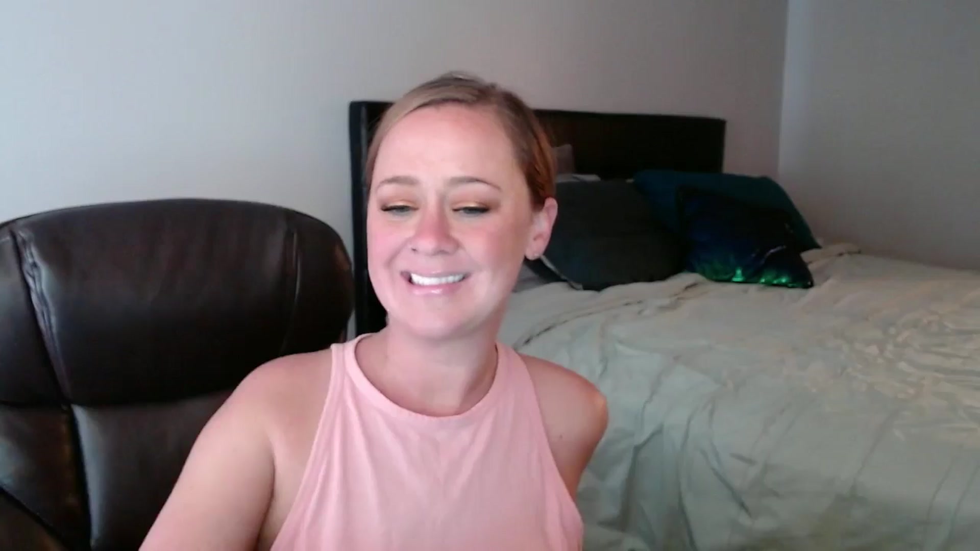 Gallery image thumbnail from SadieHawkins1's myfreecams stream on, 01/07/2025, 18:07 image 14 of 20