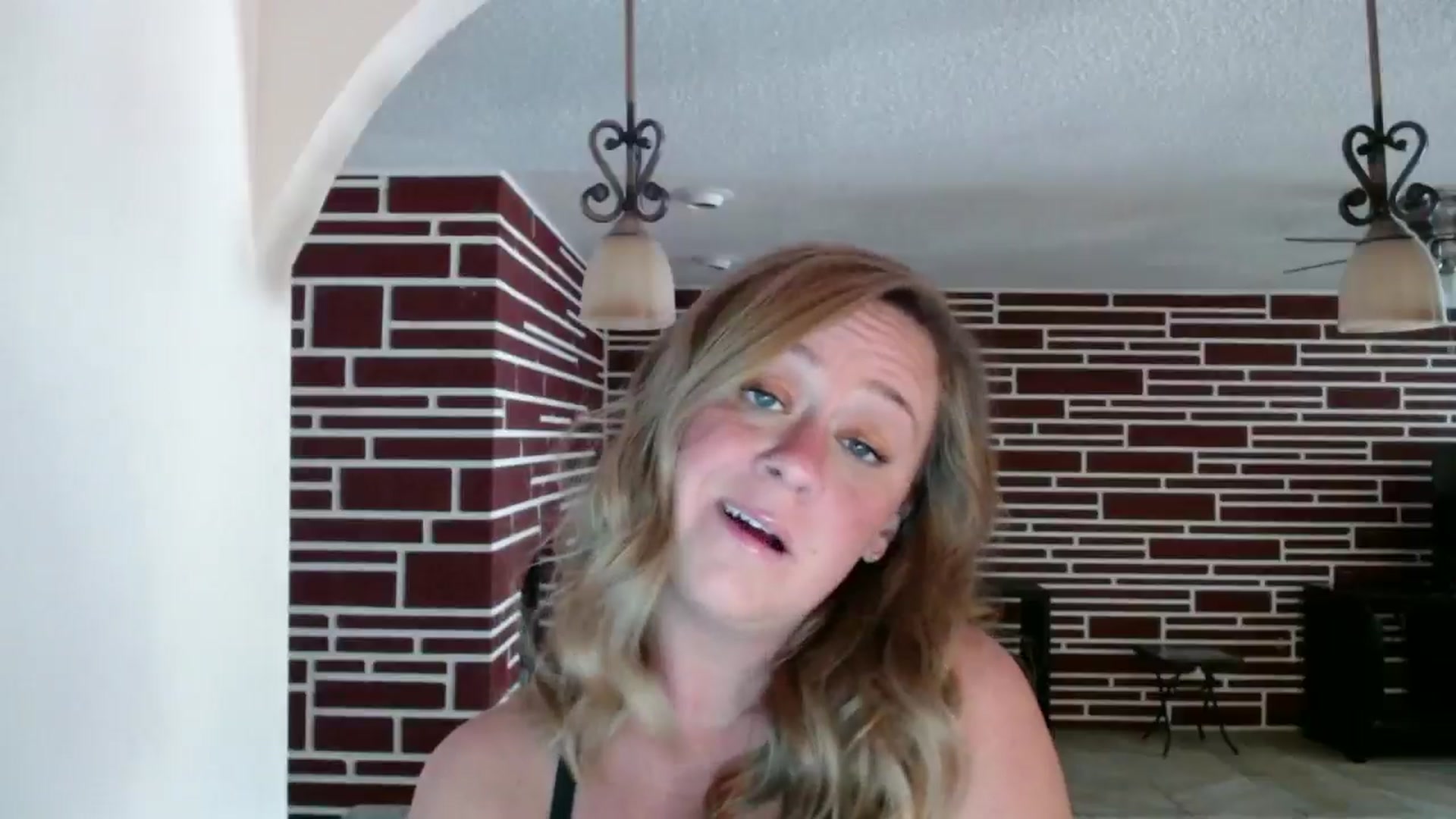 Gallery image thumbnail from SadieHawkins1's myfreecams stream on, 01/14/2025, 19:32 image 6 of 20