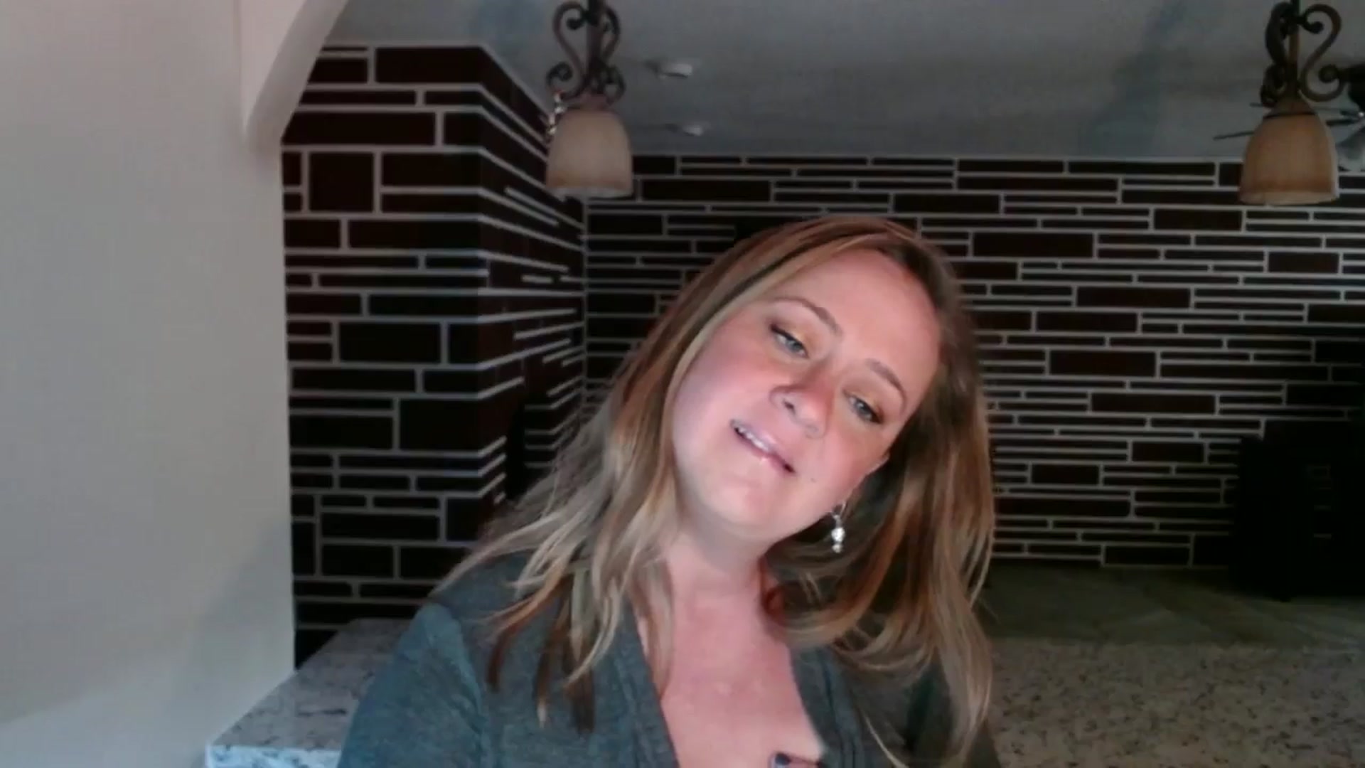 Gallery image thumbnail from SadieHawkins1's myfreecams stream on, 02/21/2025, 18:32 image 8 of 20