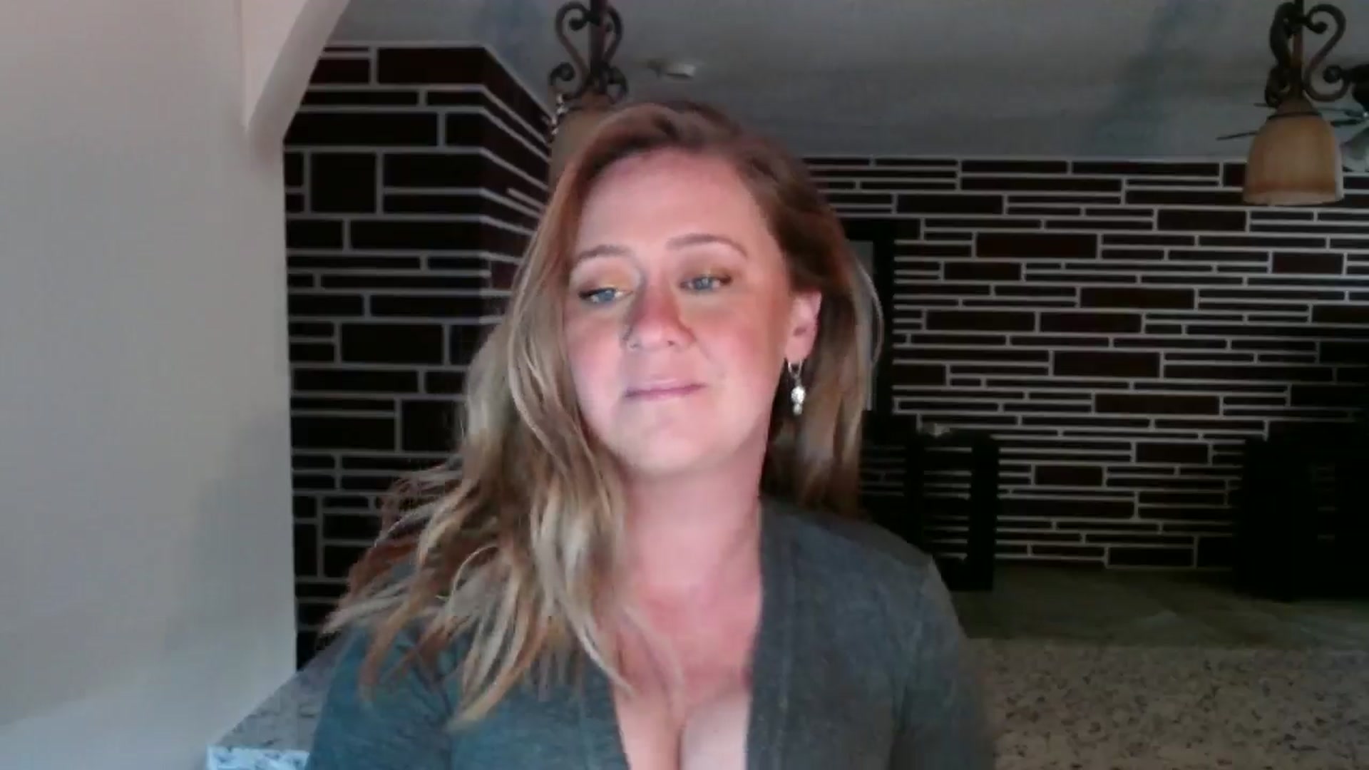 Gallery image thumbnail from SadieHawkins1's myfreecams stream on, 02/21/2025, 18:32 image 16 of 20