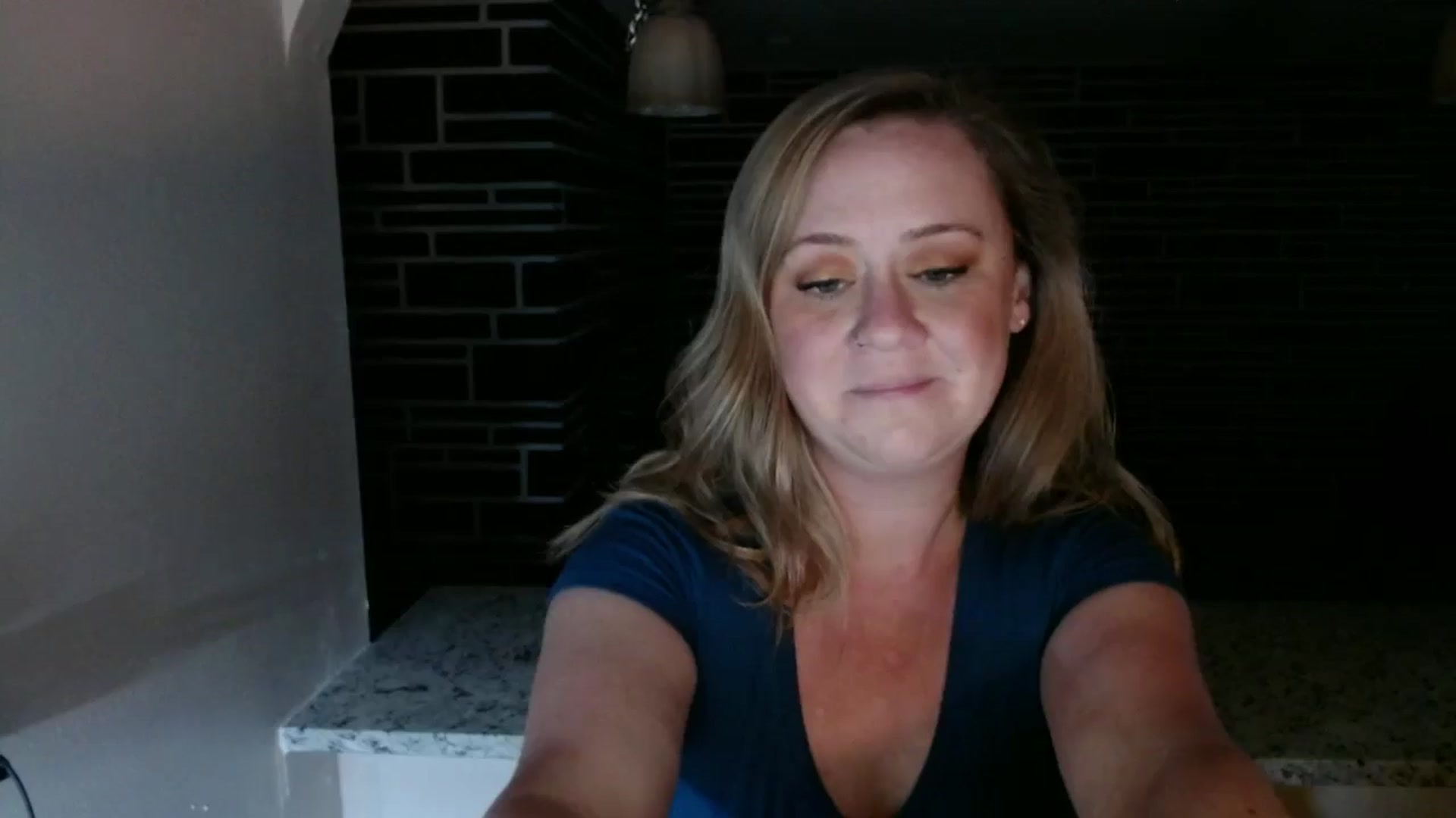 Gallery image thumbnail from SadieHawkins1's myfreecams stream on, 03/03/2025, 24:04 image 11 of 20