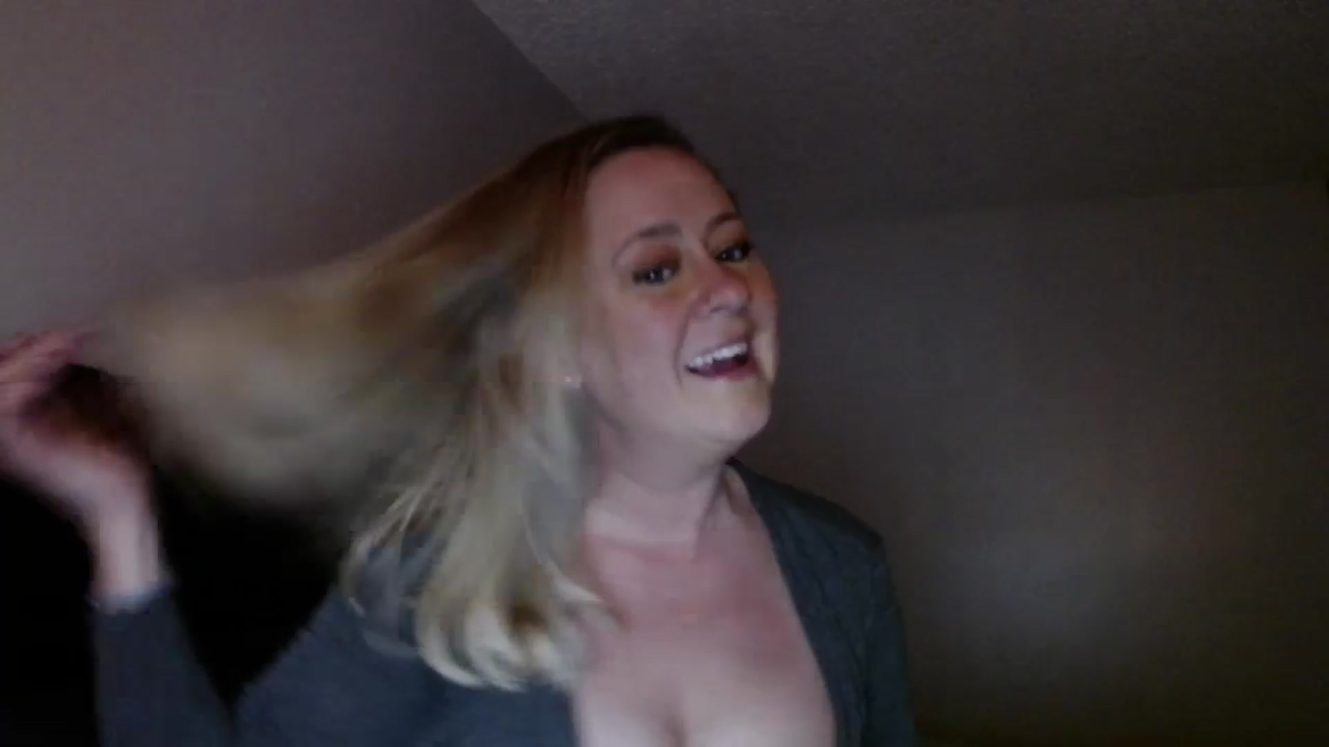 Gallery image thumbnail from SadieHawkins1's myfreecams stream on, 03/10/2025, 18:42 image 12 of 20