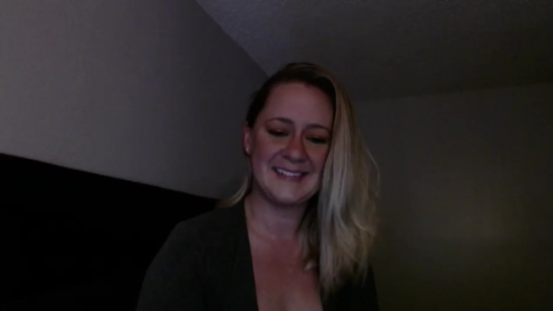 Gallery image thumbnail from SadieHawkins1's myfreecams stream on, 03/10/2025, 18:42 image 17 of 20