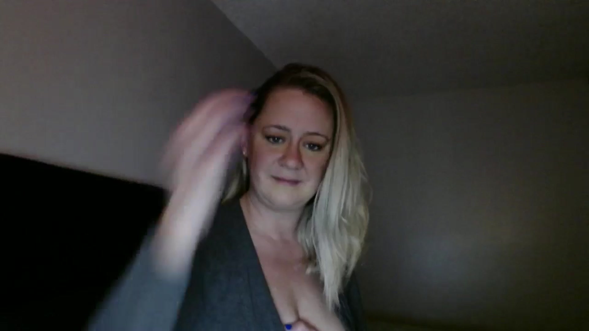 Gallery image thumbnail from SadieHawkins1's myfreecams stream on, 03/10/2025, 18:42 image 15 of 20