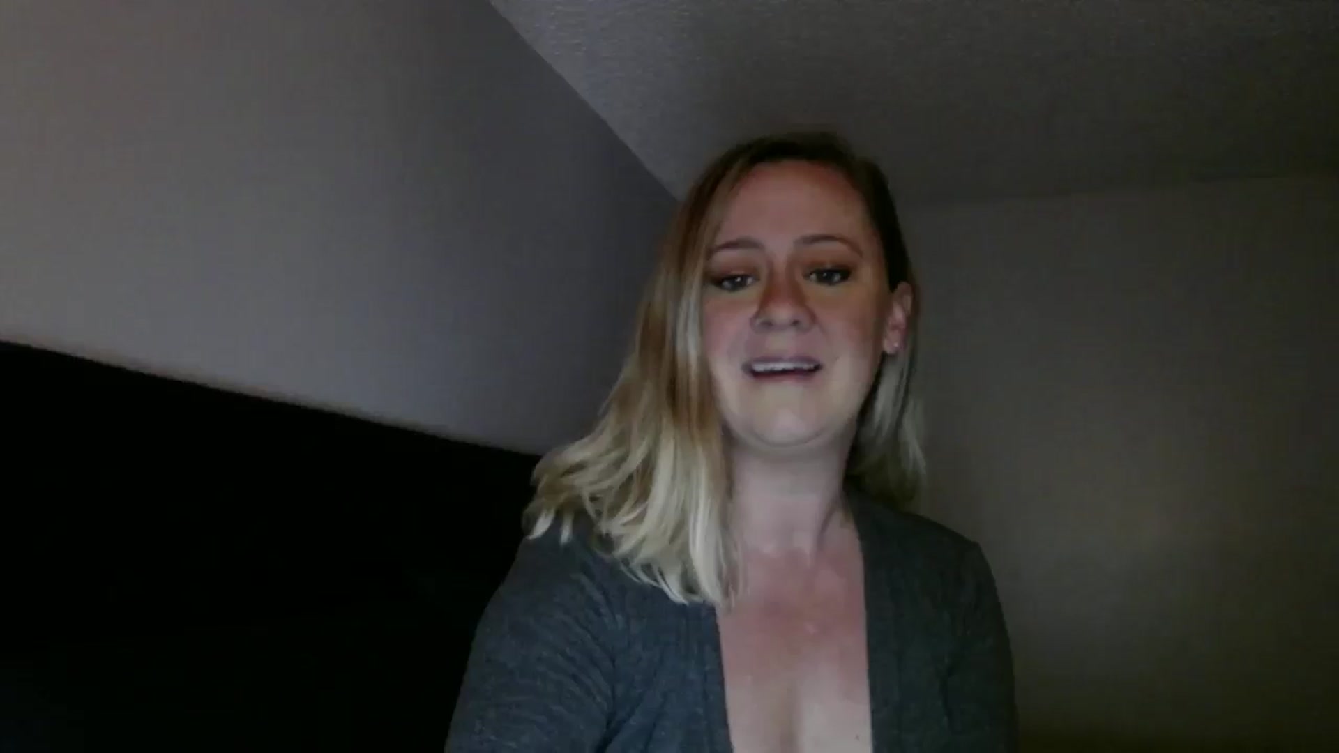 Gallery image thumbnail from SadieHawkins1's myfreecams stream on, 03/10/2025, 18:42 image 3 of 20