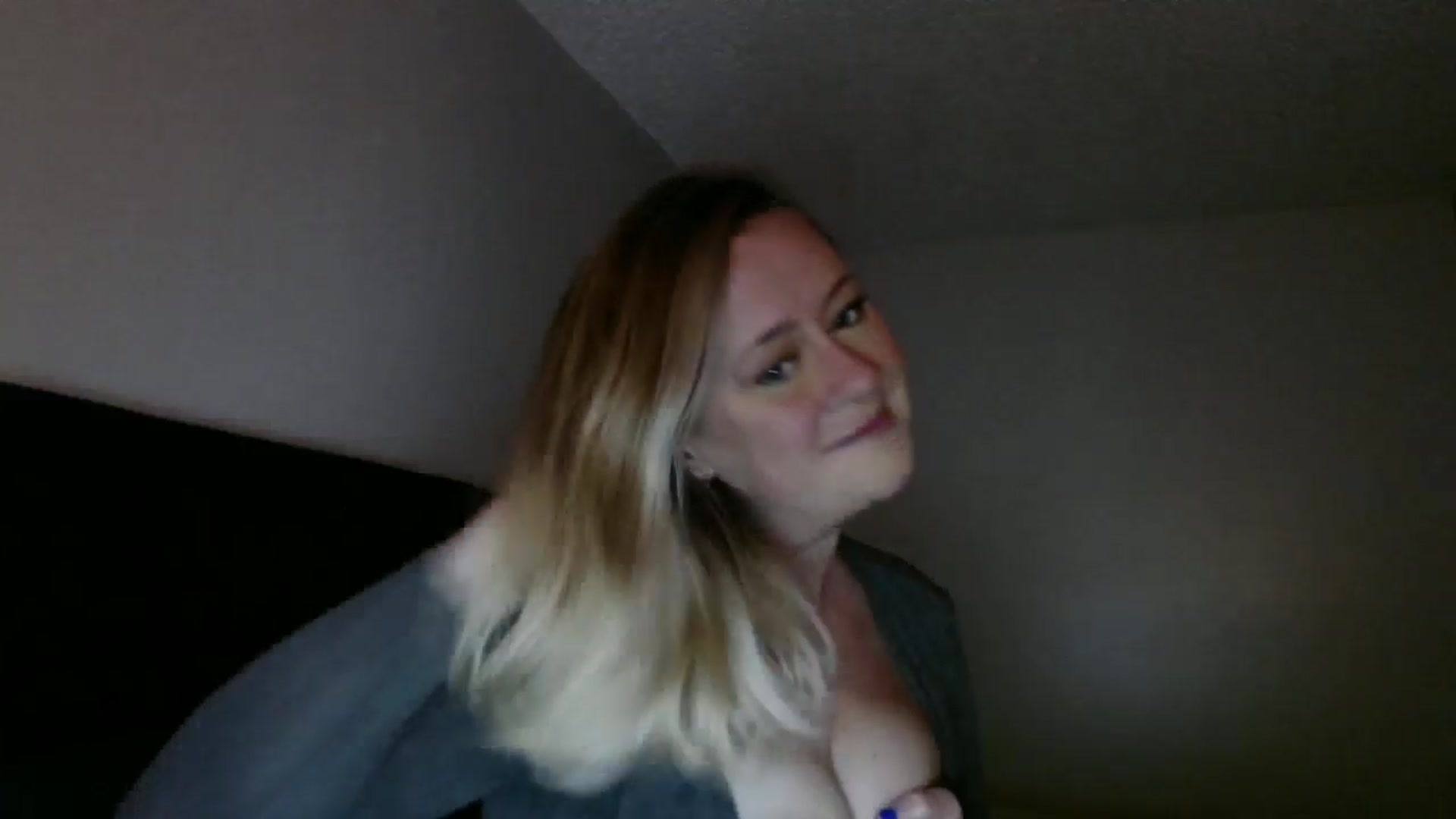 Gallery image thumbnail from SadieHawkins1's myfreecams stream on, 03/10/2025, 18:42 image 10 of 20