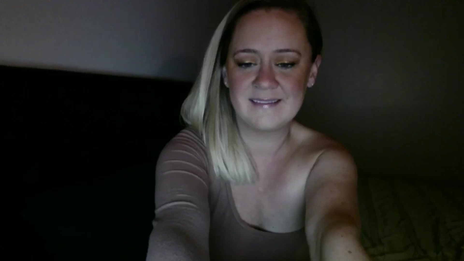 Gallery image thumbnail from SadieHawkins1's myfreecams stream on, 03/12/2025, 19:05 image 15 of 20