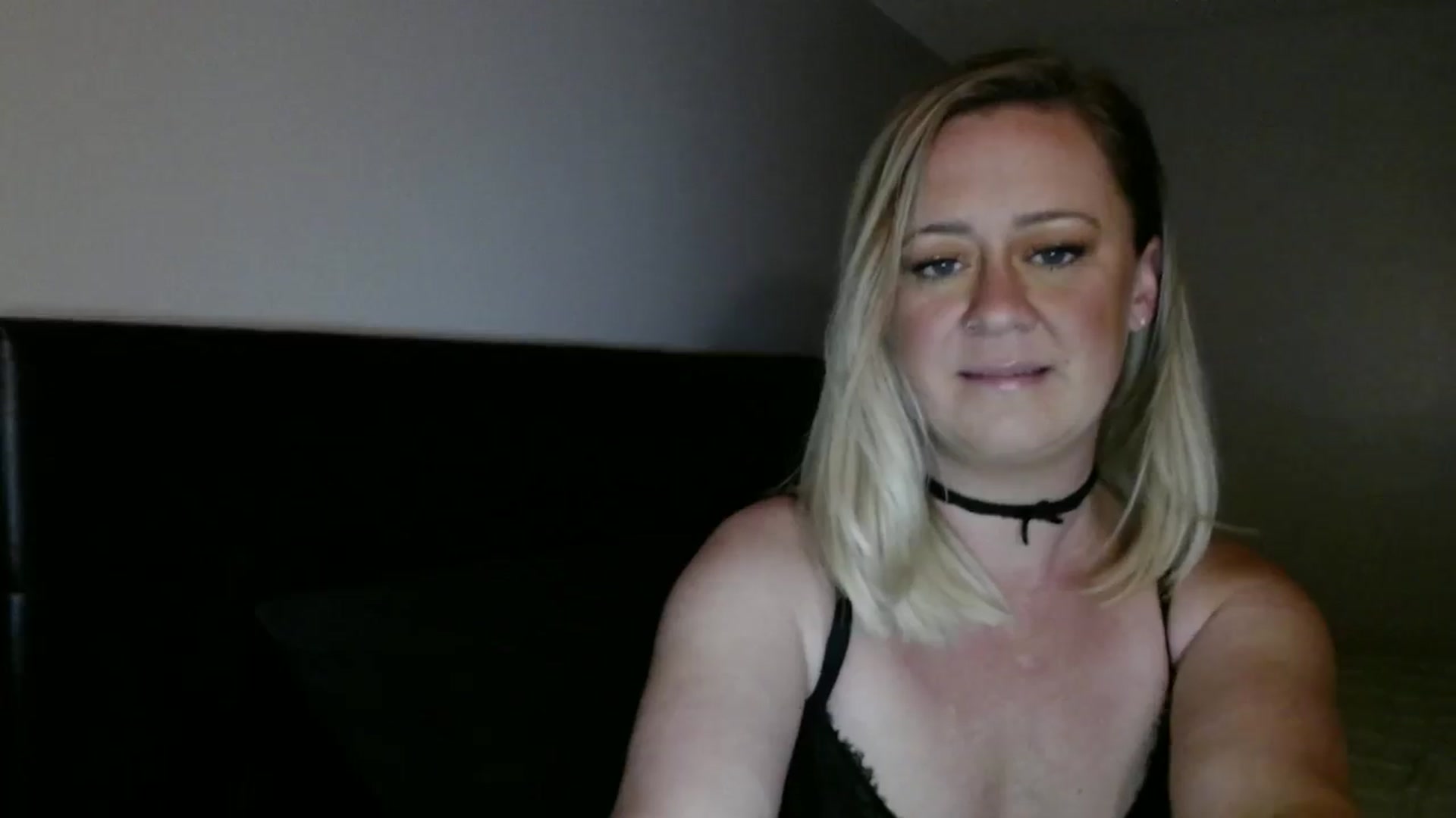 Gallery image thumbnail from SadieHawkins1's myfreecams stream on, 03/13/2025, 15:25 image 6 of 20