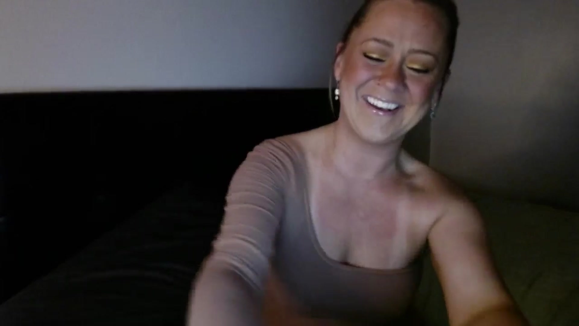 Gallery image thumbnail from SadieHawkins1's myfreecams stream on, 06/04/2025, 17:44 image 8 of 20