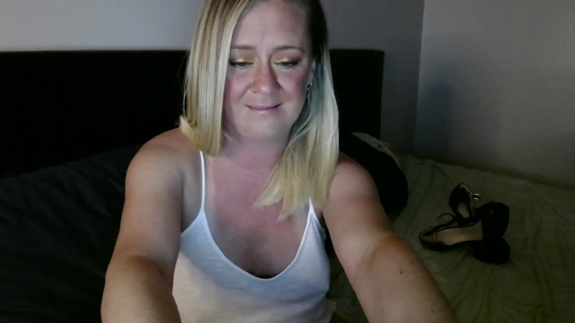 Gallery image thumbnail from SadieHawkins1's myfreecams stream on, 06/05/2025, 21:28 image 4 of 20