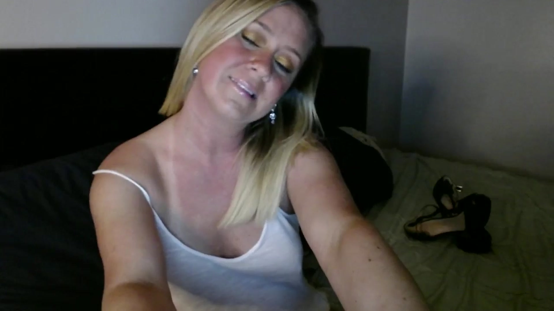 Gallery image thumbnail from SadieHawkins1's myfreecams stream on, 06/05/2025, 21:28 image 2 of 20