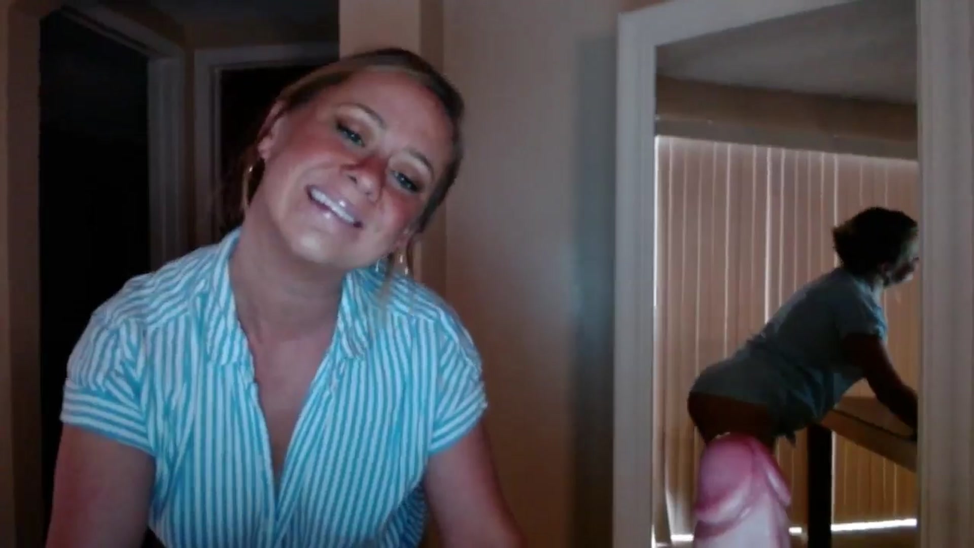 Gallery image thumbnail from SadieHawkins1's myfreecams stream on, 06/14/2025, 21:12 image 8 of 20