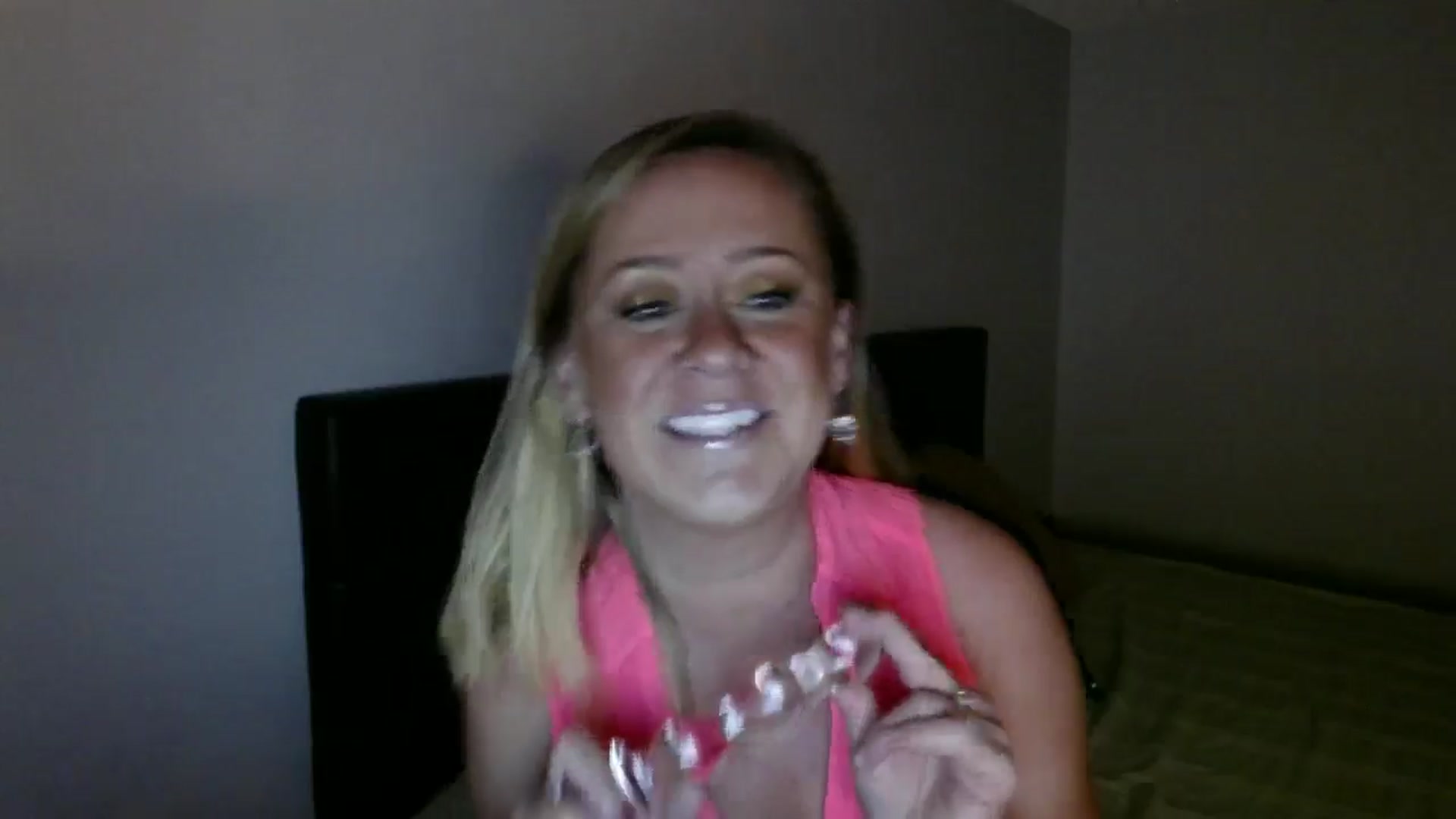 Gallery image thumbnail from SadieHawkins1's myfreecams stream on, 06/17/2025, 23:36 image 3 of 20