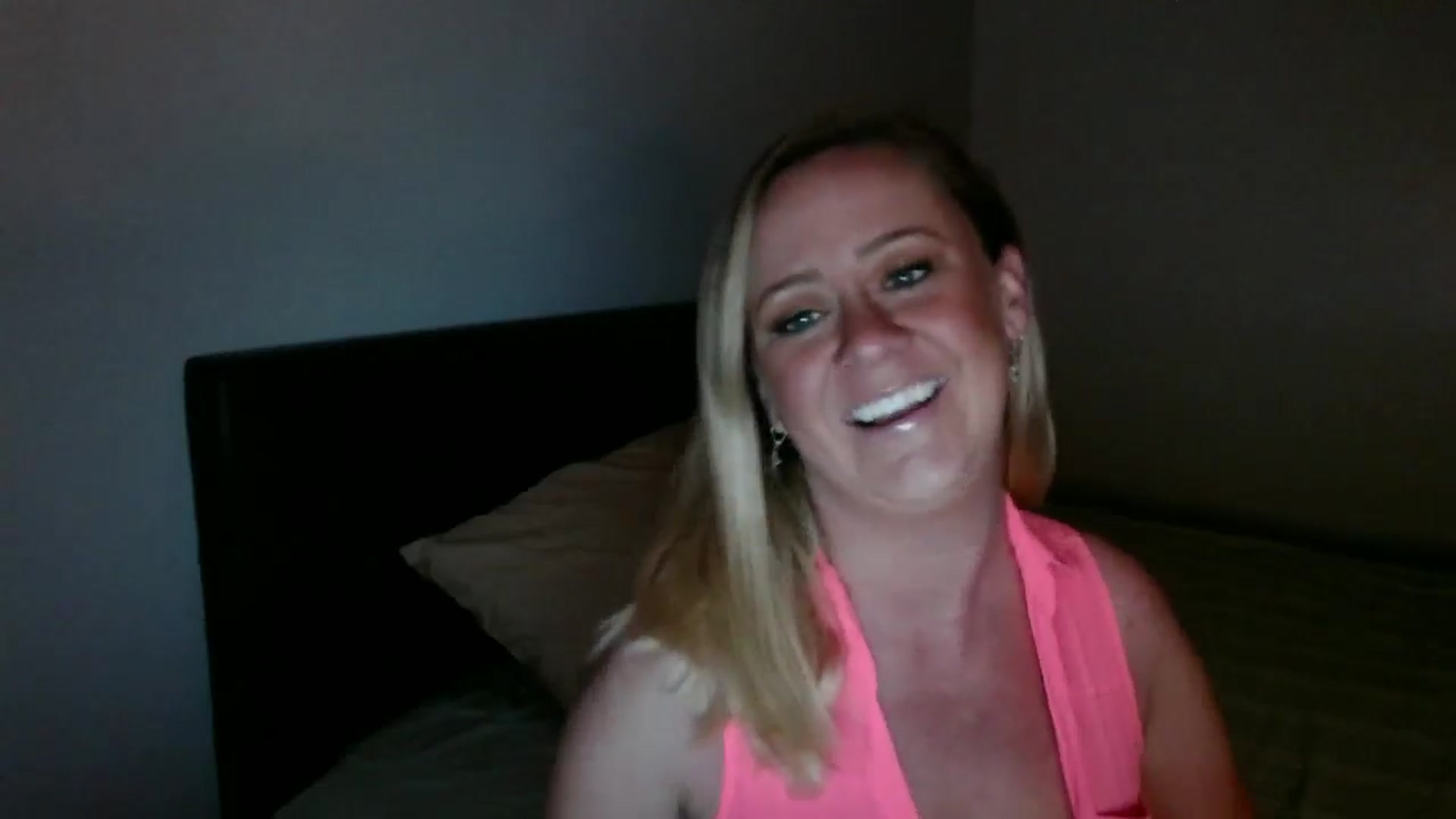Gallery image thumbnail from SadieHawkins1's myfreecams stream on, 06/17/2025, 23:36 image 11 of 20