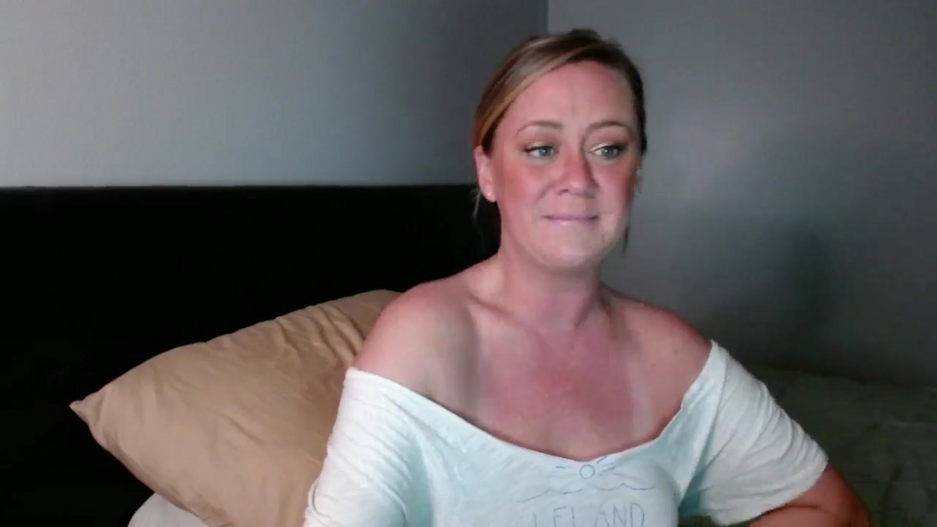 Gallery image thumbnail from SadieHawkins1's myfreecams stream on, 06/21/2025, 17:19 image 14 of 20