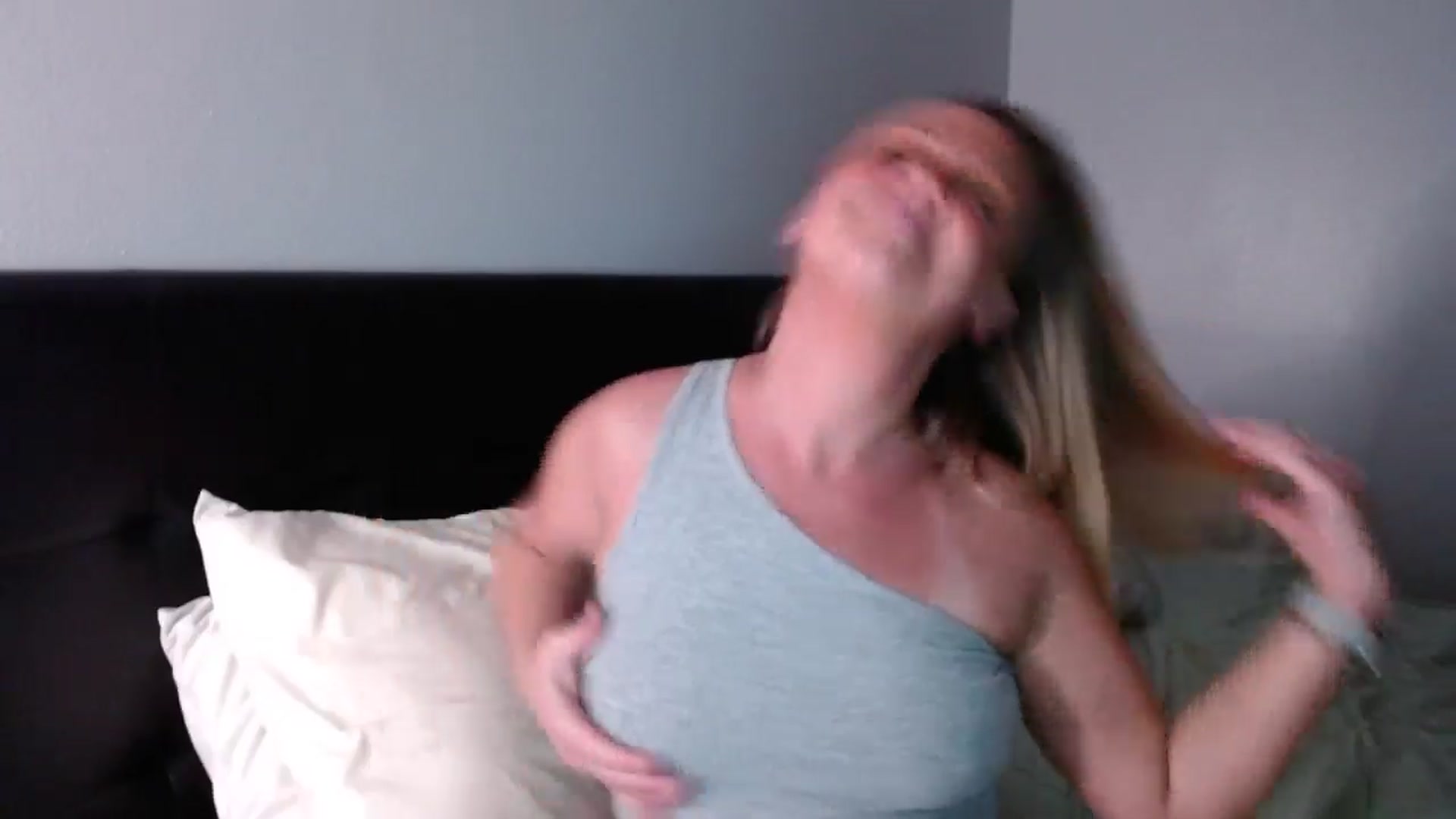 Gallery image thumbnail from SadieHawkins1's myfreecams stream on, 07/25/2025, 23:42 image 18 of 20
