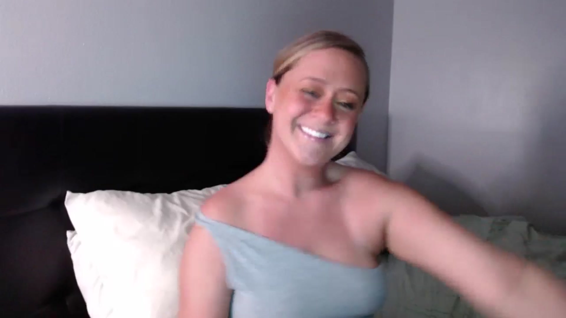 Gallery image thumbnail from SadieHawkins1's myfreecams stream on, 07/25/2025, 23:42 image 7 of 20
