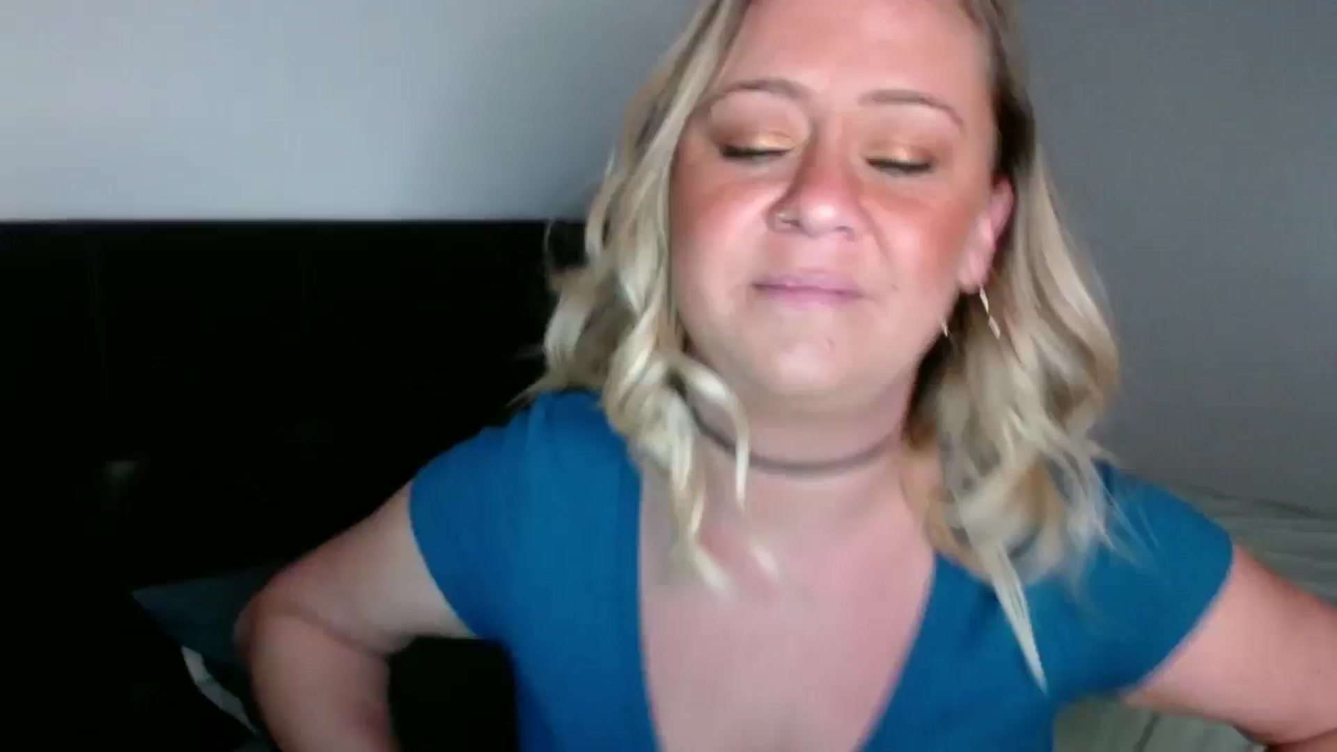 Gallery image thumbnail from SadieHawkins1's myfreecams stream on, 07/29/2025, 18:42 image 3 of 20