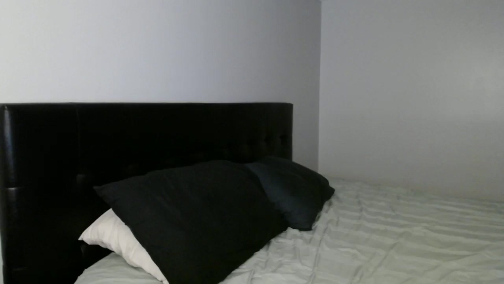 Gallery image thumbnail from SadieHawkins1's myfreecams stream on, 08/01/2025, 24:04 image 1 of 20