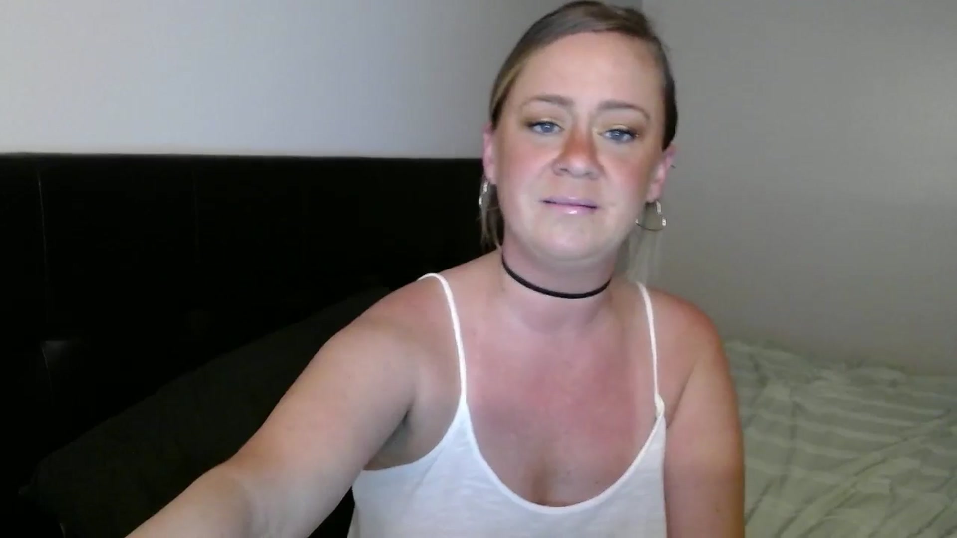Gallery image thumbnail from SadieHawkins1's myfreecams stream on, 08/01/2025, 24:04 image 10 of 20