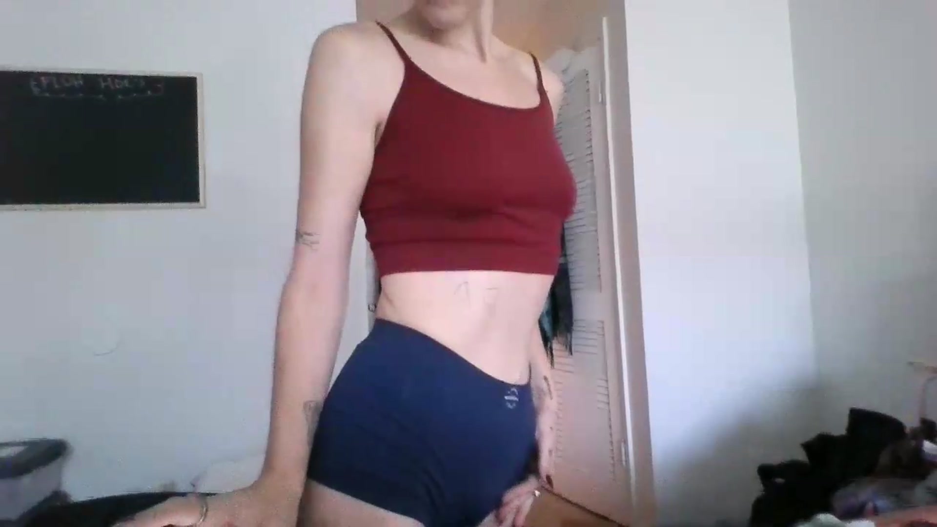 Gallery image thumbnail from Sageluvsu00's myfreecams stream on, 09/19/2026, 11:58 image 17 of 20
