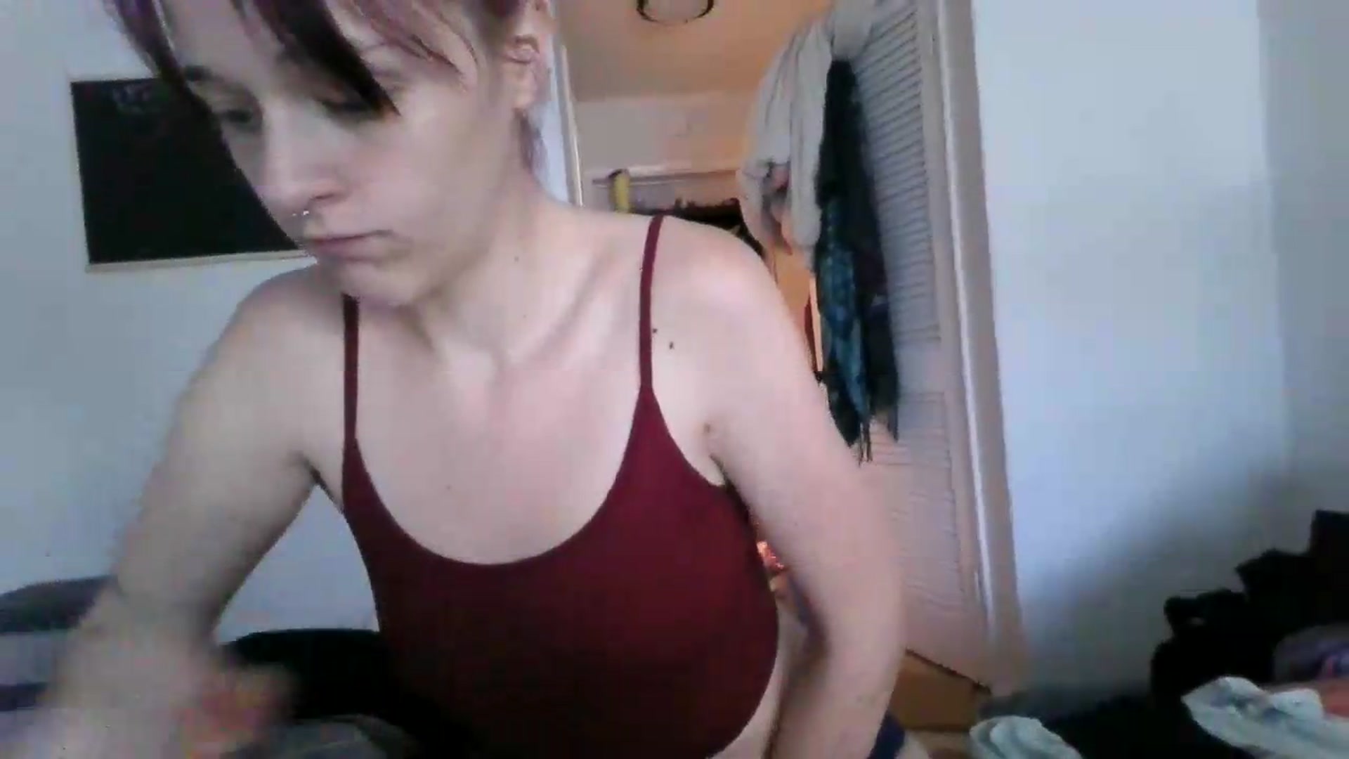 Gallery image thumbnail from Sageluvsu00's myfreecams stream on, 09/19/2026, 11:58 image 8 of 20