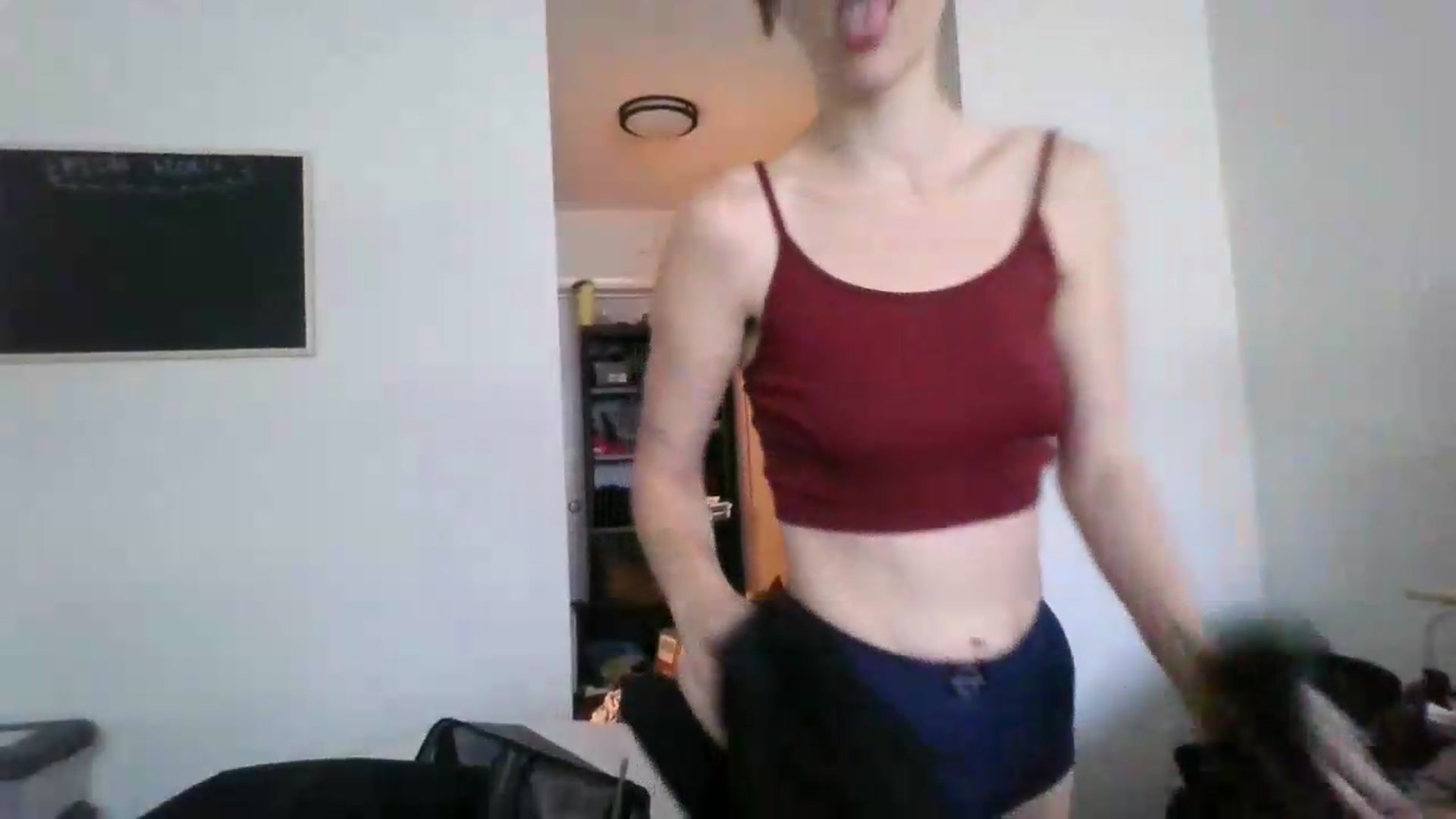 Gallery image thumbnail from Sageluvsu00's myfreecams stream on, 09/19/2026, 11:58 image 15 of 20