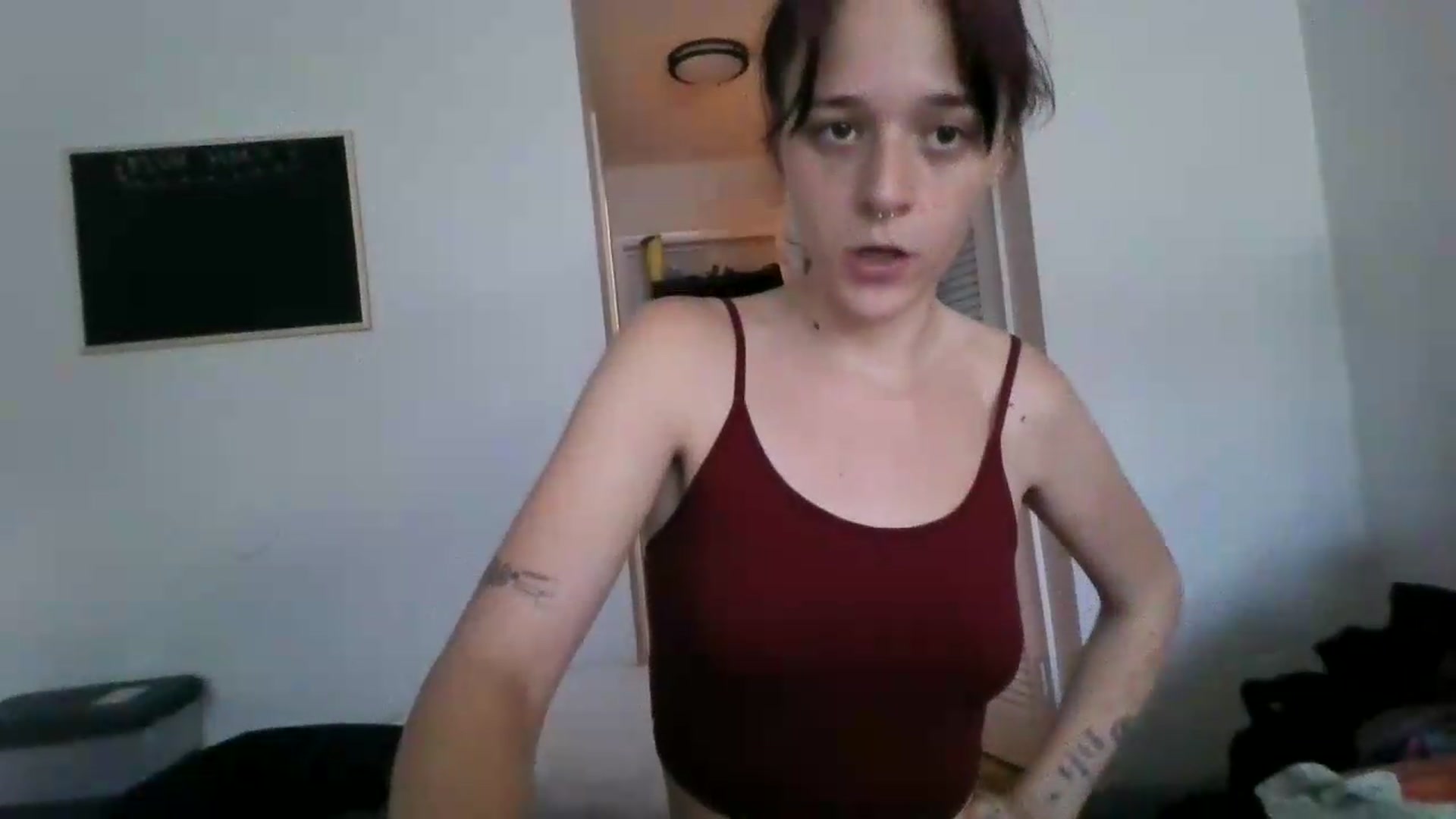 Gallery image thumbnail from Sageluvsu00's myfreecams stream on, 09/19/2026, 11:58 image 11 of 20
