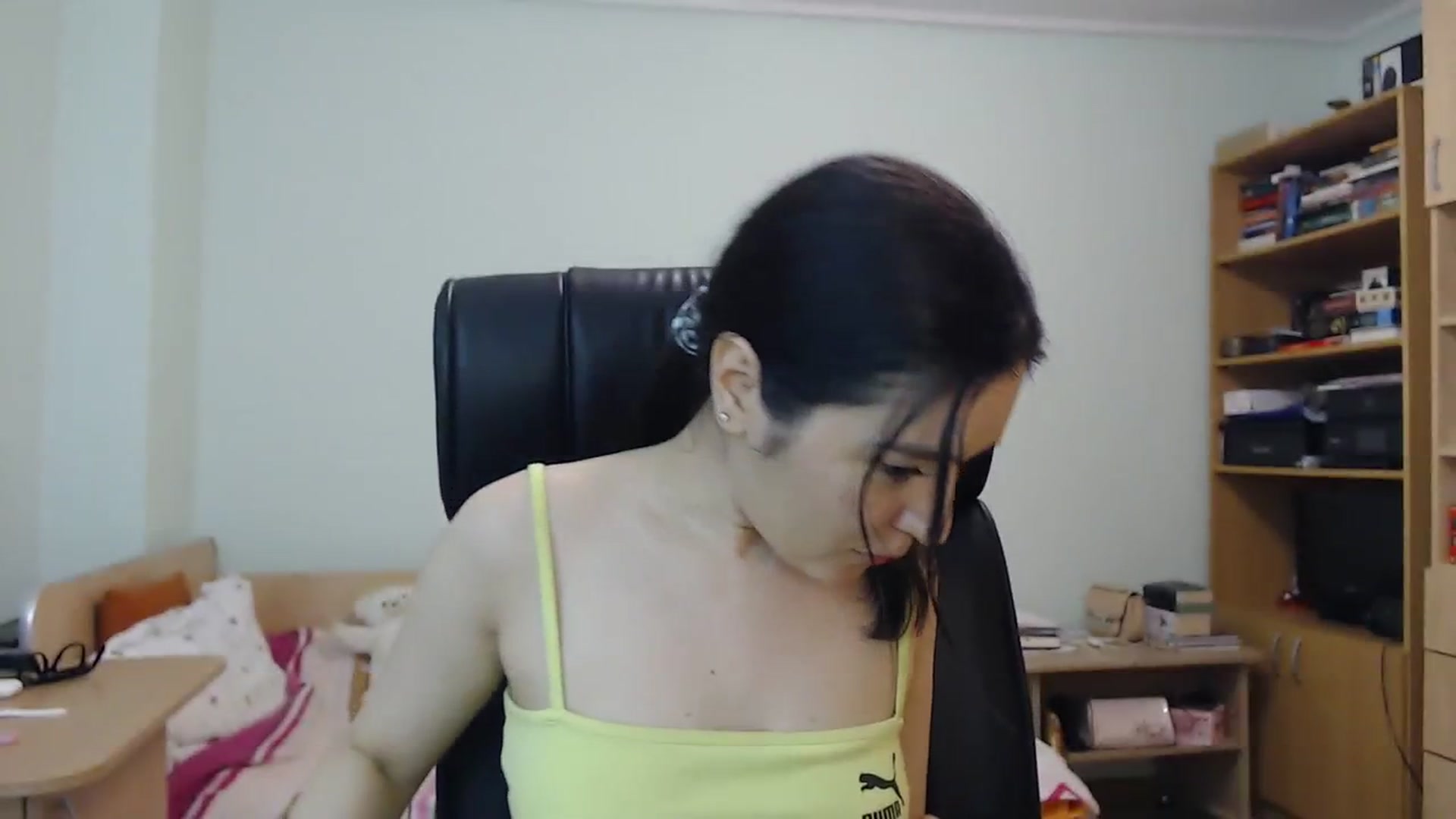 Gallery image thumbnail from SailorJupit3r's myfreecams stream on, 08/19/2023, 18:58 image 14 of 20