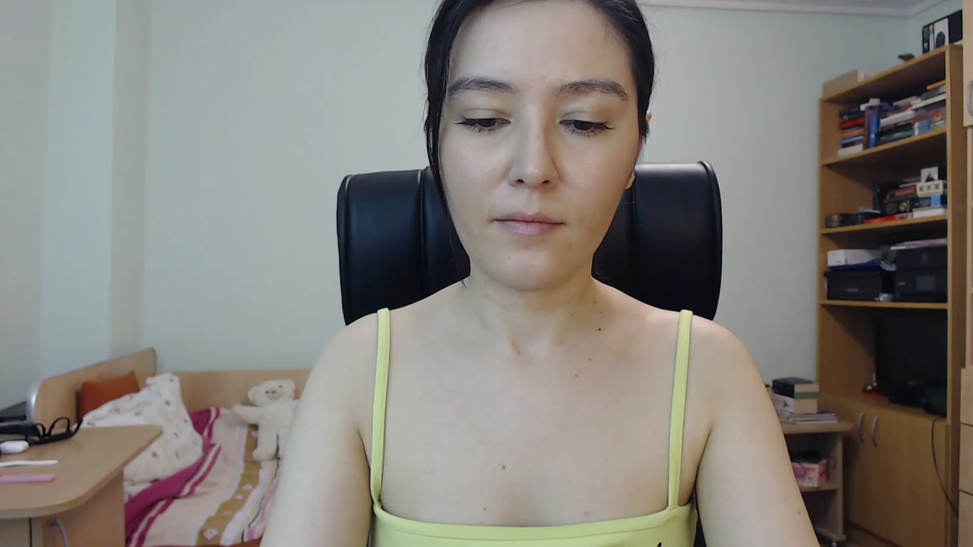 Gallery image thumbnail from SailorJupit3r's myfreecams stream on, 08/19/2023, 21:04 image 2 of 20