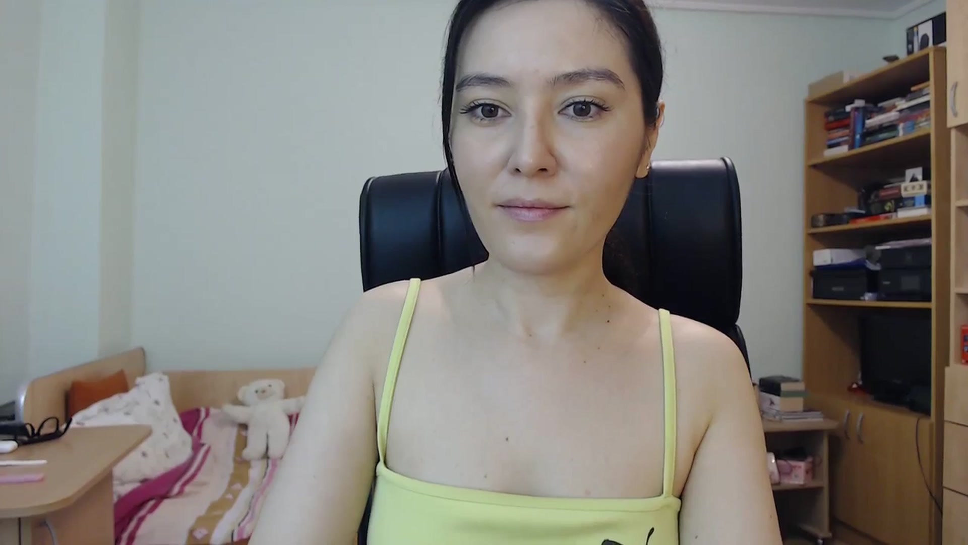 Gallery image thumbnail from SailorJupit3r's myfreecams stream on, 08/19/2023, 21:04 image 3 of 20
