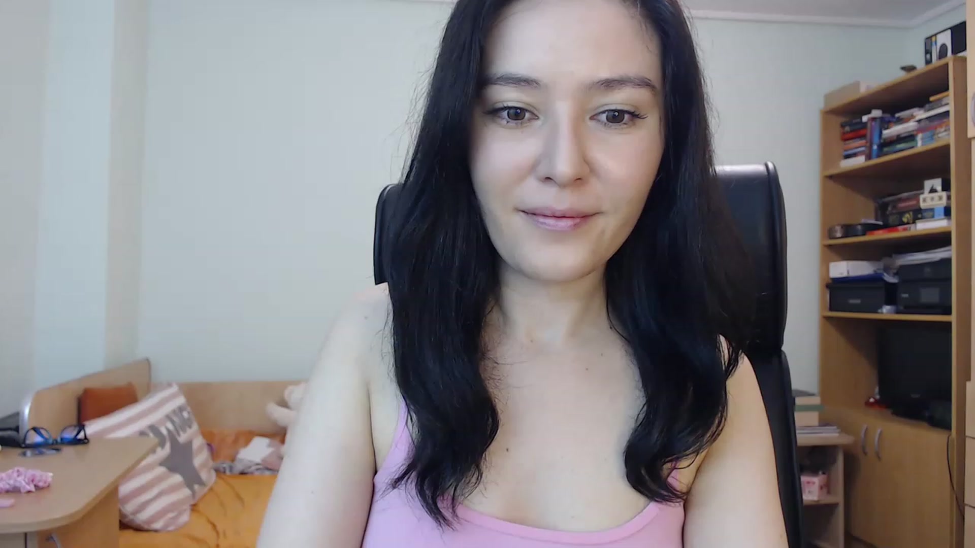 Gallery image thumbnail from SailorJupit3r's myfreecams stream on, 08/27/2023, 19:35 image 3 of 20