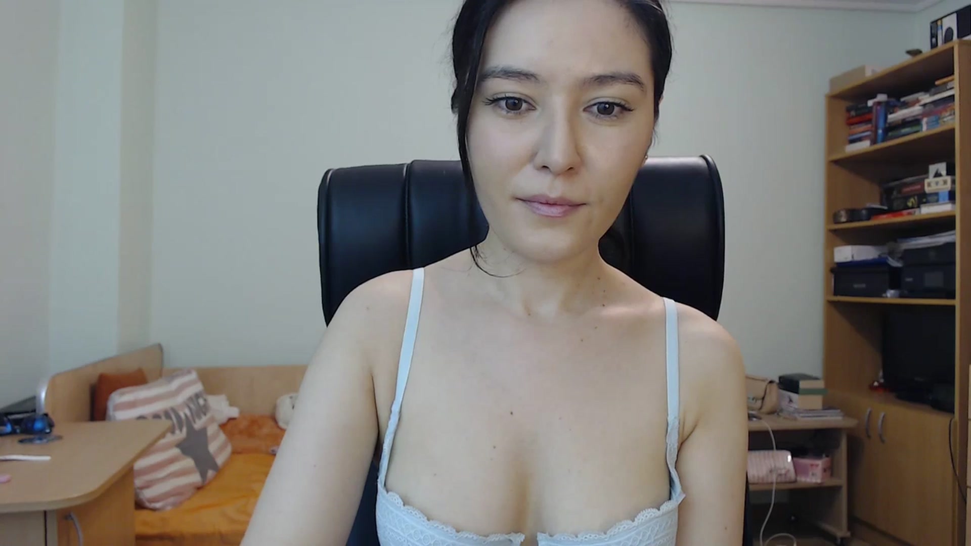 Gallery image thumbnail from SailorJupit3r's myfreecams stream on, 08/29/2023, 19:57 image 2 of 20