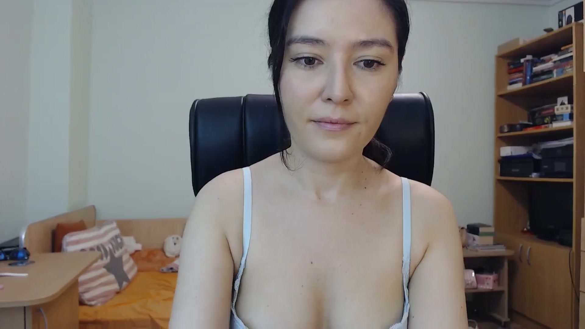 Gallery image thumbnail from SailorJupit3r's myfreecams stream on, 08/29/2023, 19:57 image 12 of 20