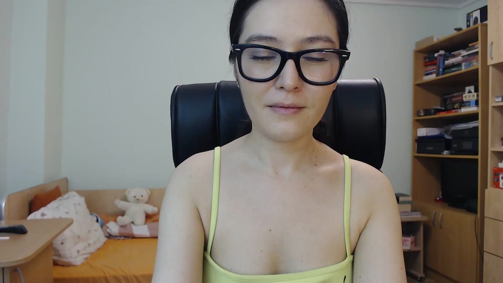 Gallery image thumbnail from SailorJupit3r's myfreecams stream on, 08/30/2023, 20:39 image 16 of 20