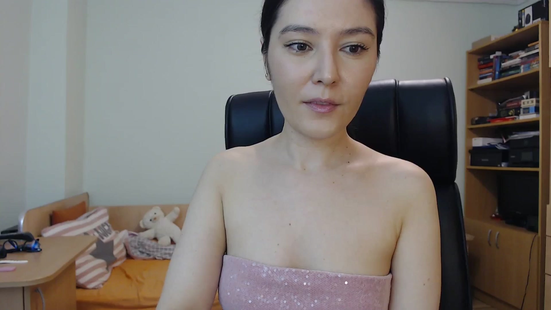 Gallery image thumbnail from SailorJupit3r's myfreecams stream on, 09/09/2023, 20:38 image 2 of 20