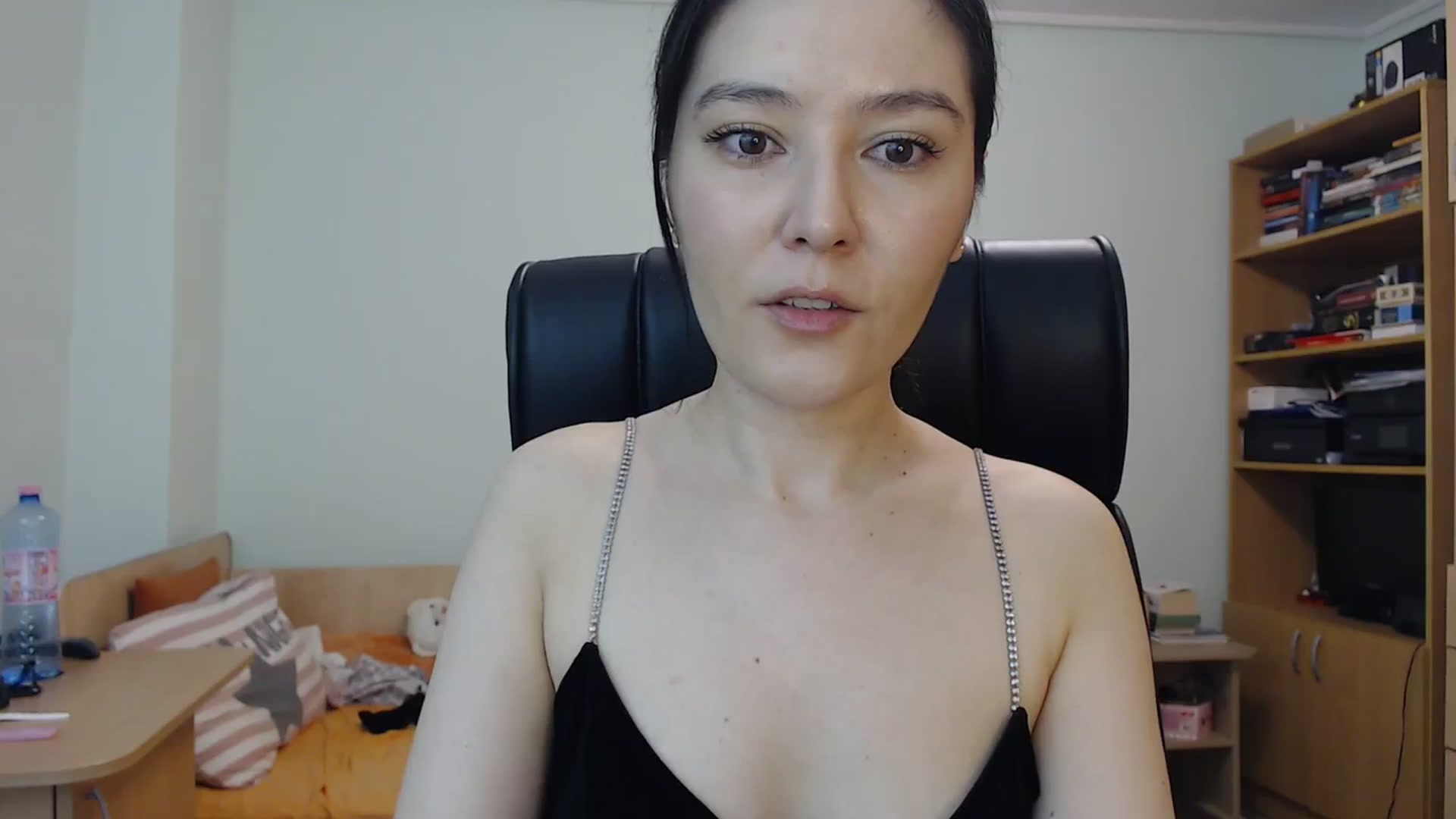 Gallery image thumbnail from SailorJupit3r's myfreecams stream on, 09/10/2023, 21:31 image 1 of 20