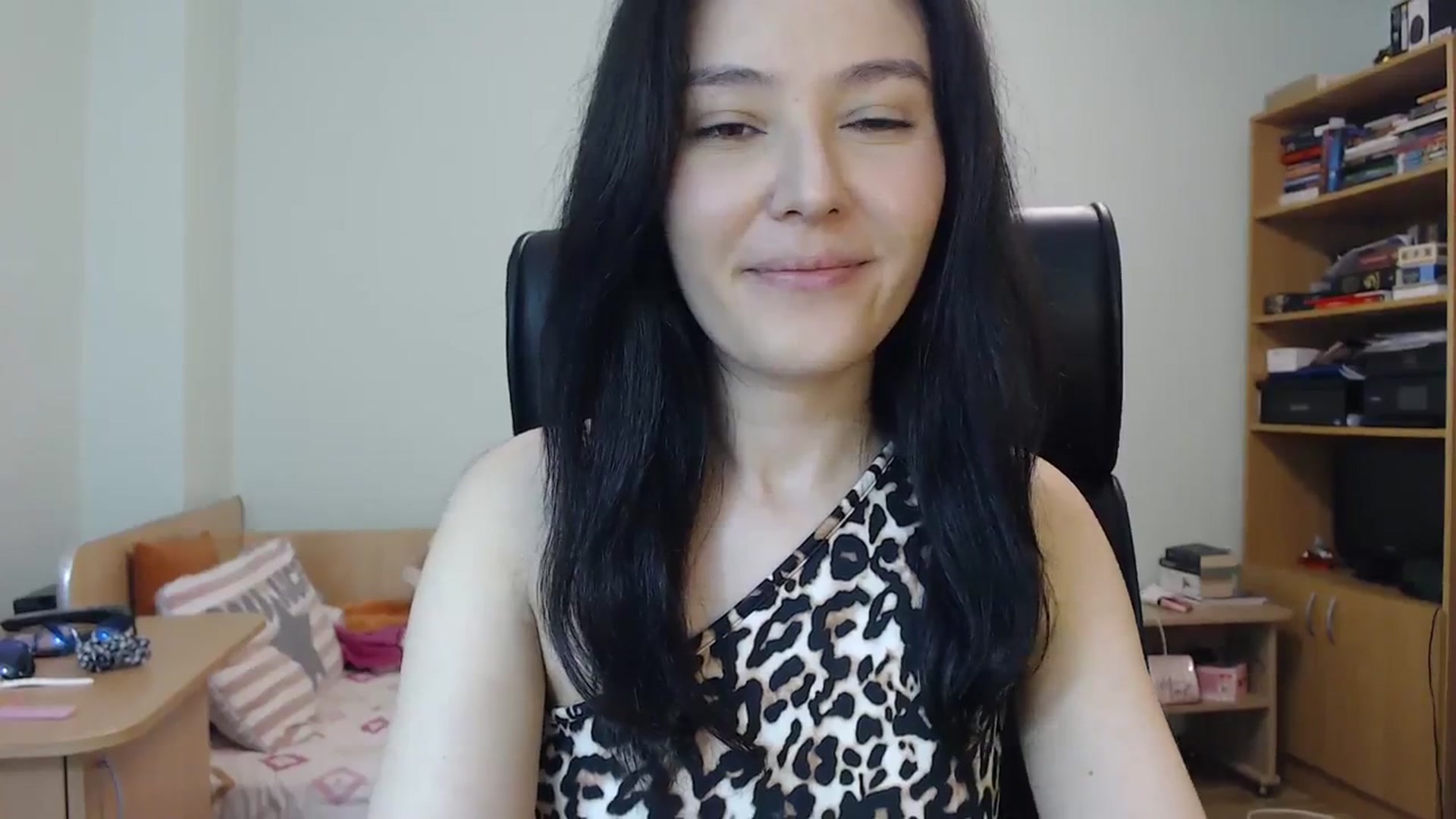 Gallery image thumbnail from SailorJupit3r's myfreecams stream on, 09/19/2023, 18:37 image 7 of 20