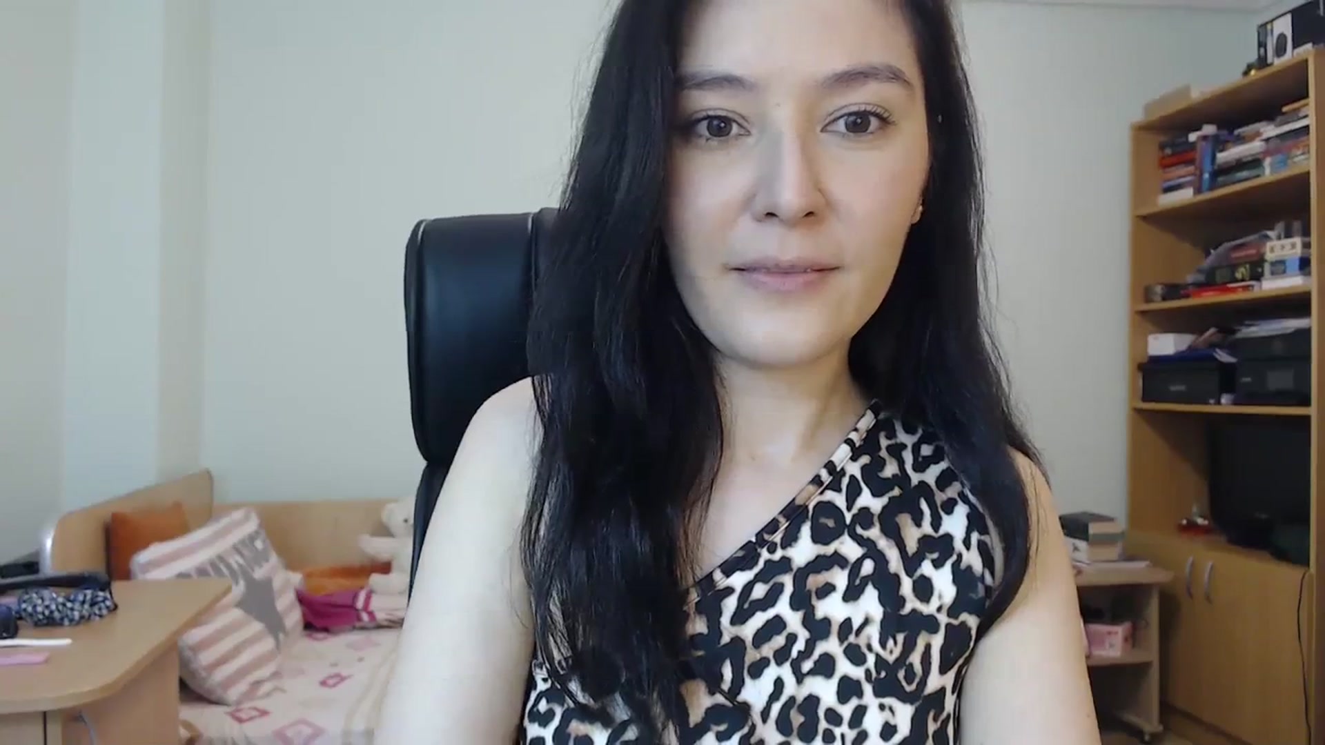 Gallery image thumbnail from SailorJupit3r's myfreecams stream on, 09/19/2023, 19:33 image 13 of 20